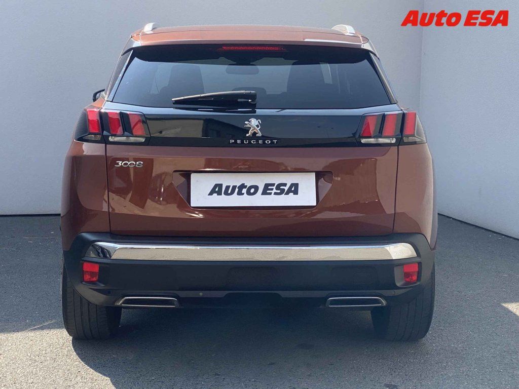 Peugeot 3008, 1.2 PT,ČR,Allure - fotka 5