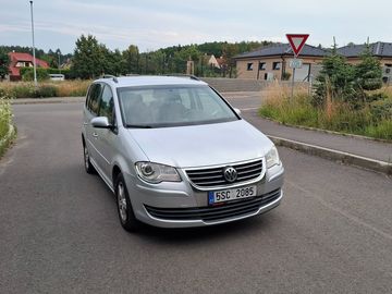 1.6 75kW benzín 7-míst 2009