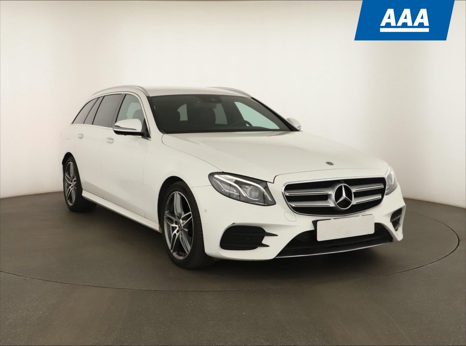 Mercedes-Benz Třídy E, 220 d 4MATIC, 4X4, Automat