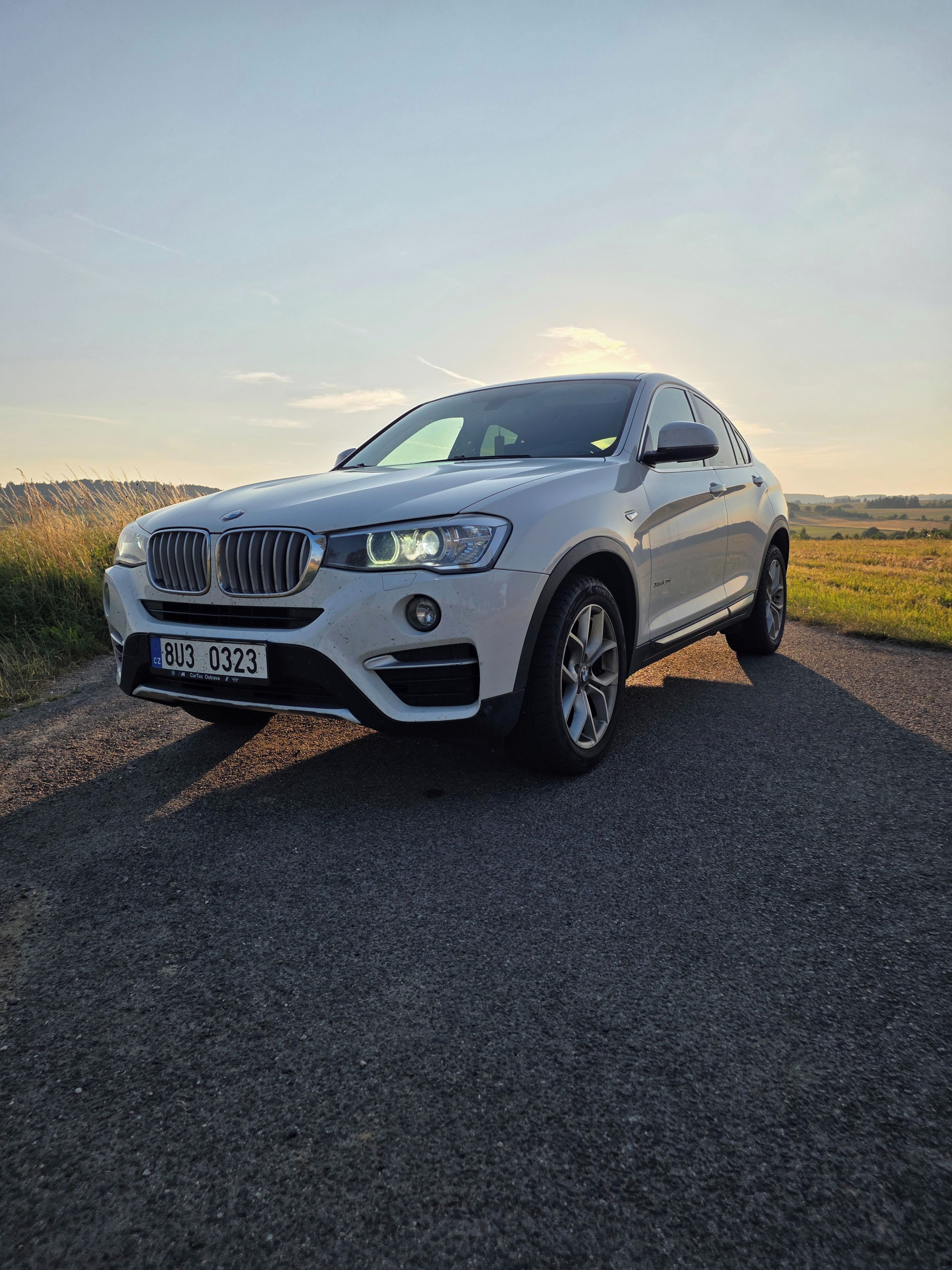 BMW X4, MANUAL SLUŠNÝ STAV xdrive - fotka 3