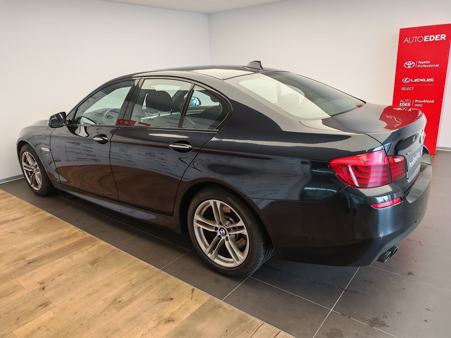 BMW Řada 5 - fotka 5