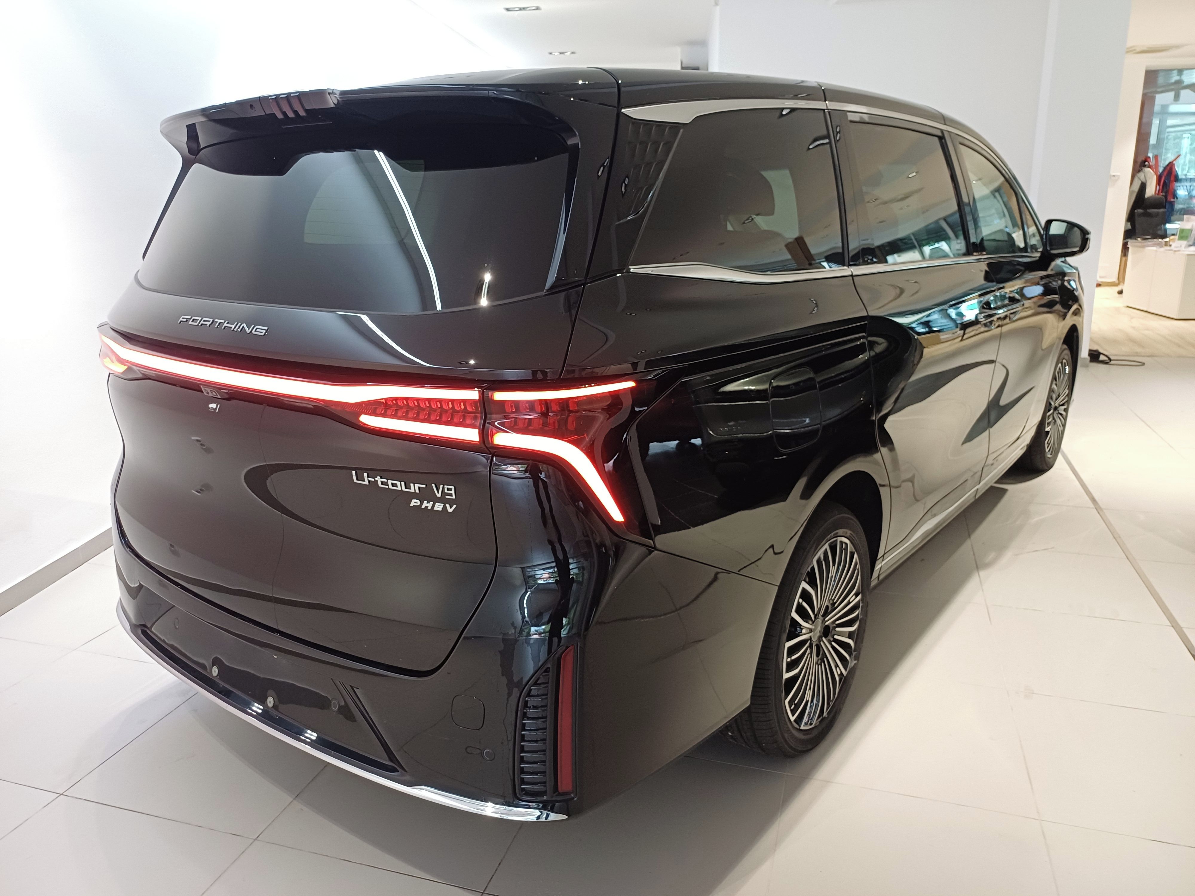 Dongfeng U-Tour, Dongfeng U-Tour V9 PHEV - fotka 6