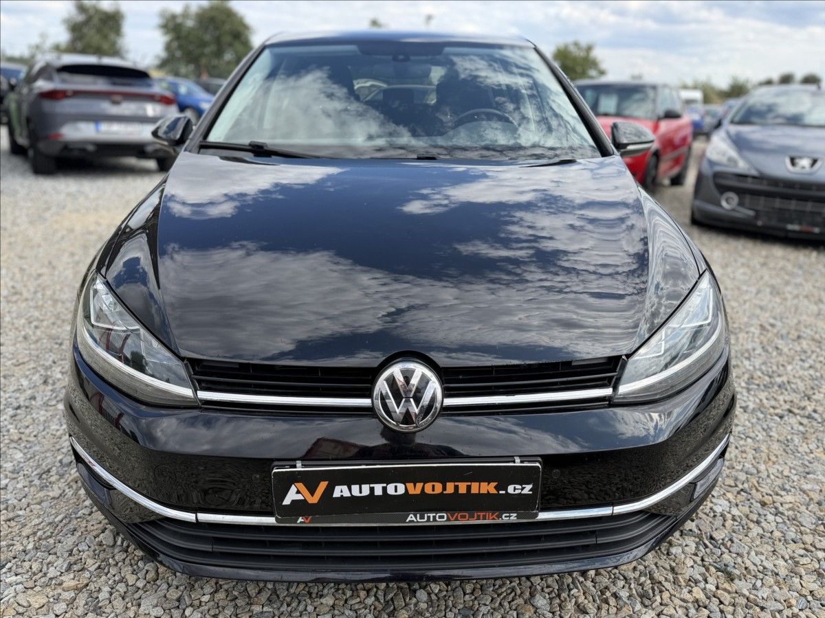 Volkswagen Golf, 1,6 TDI 81kW DSG NAVI - fotka 2