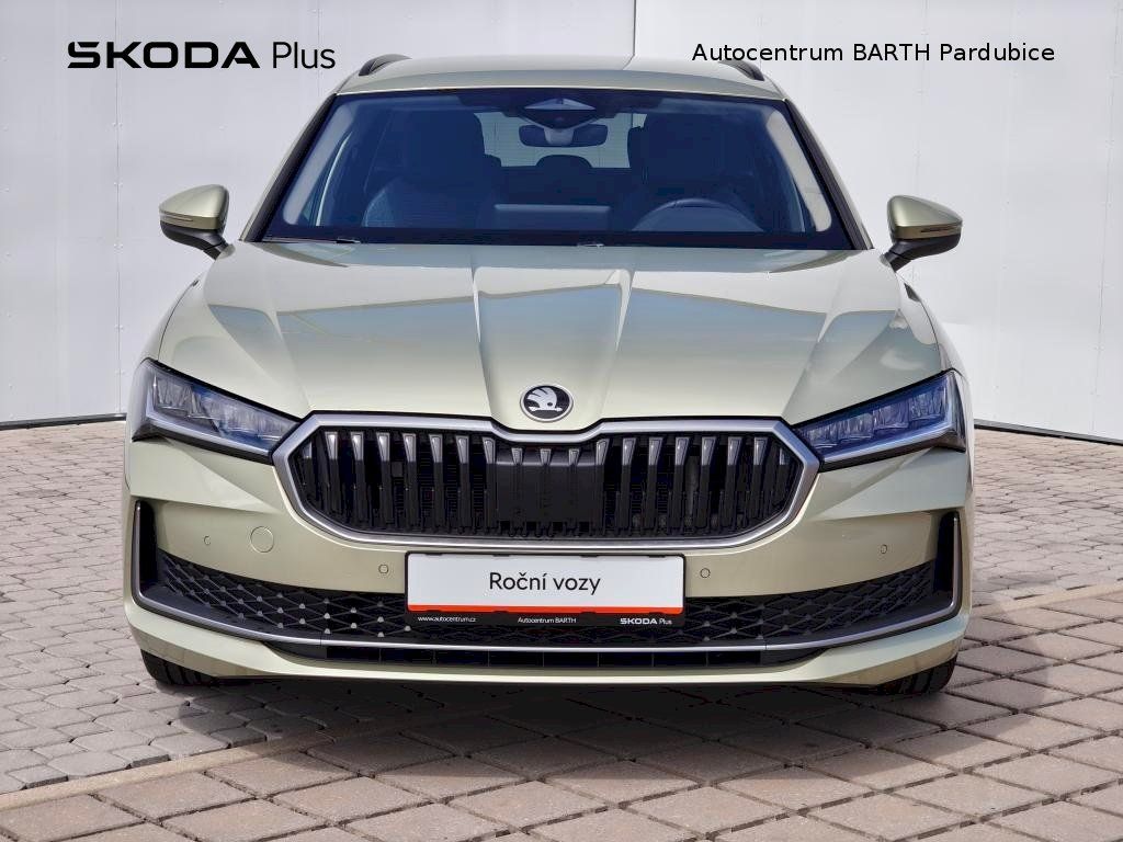 Škoda Superb, Combi Selection / 2,0 TDI / 11 - fotka 4