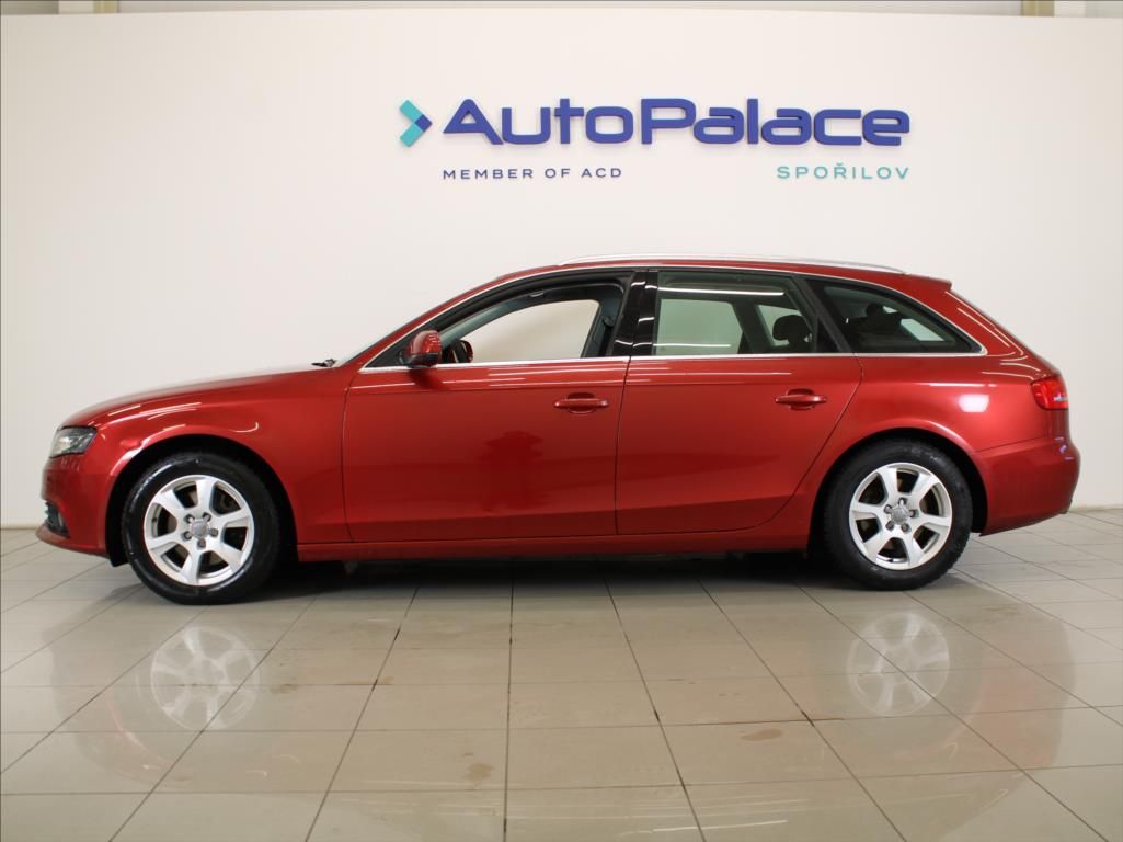 Audi A4, 1,8 TSi 118kW MT Avant ČR - fotka 5