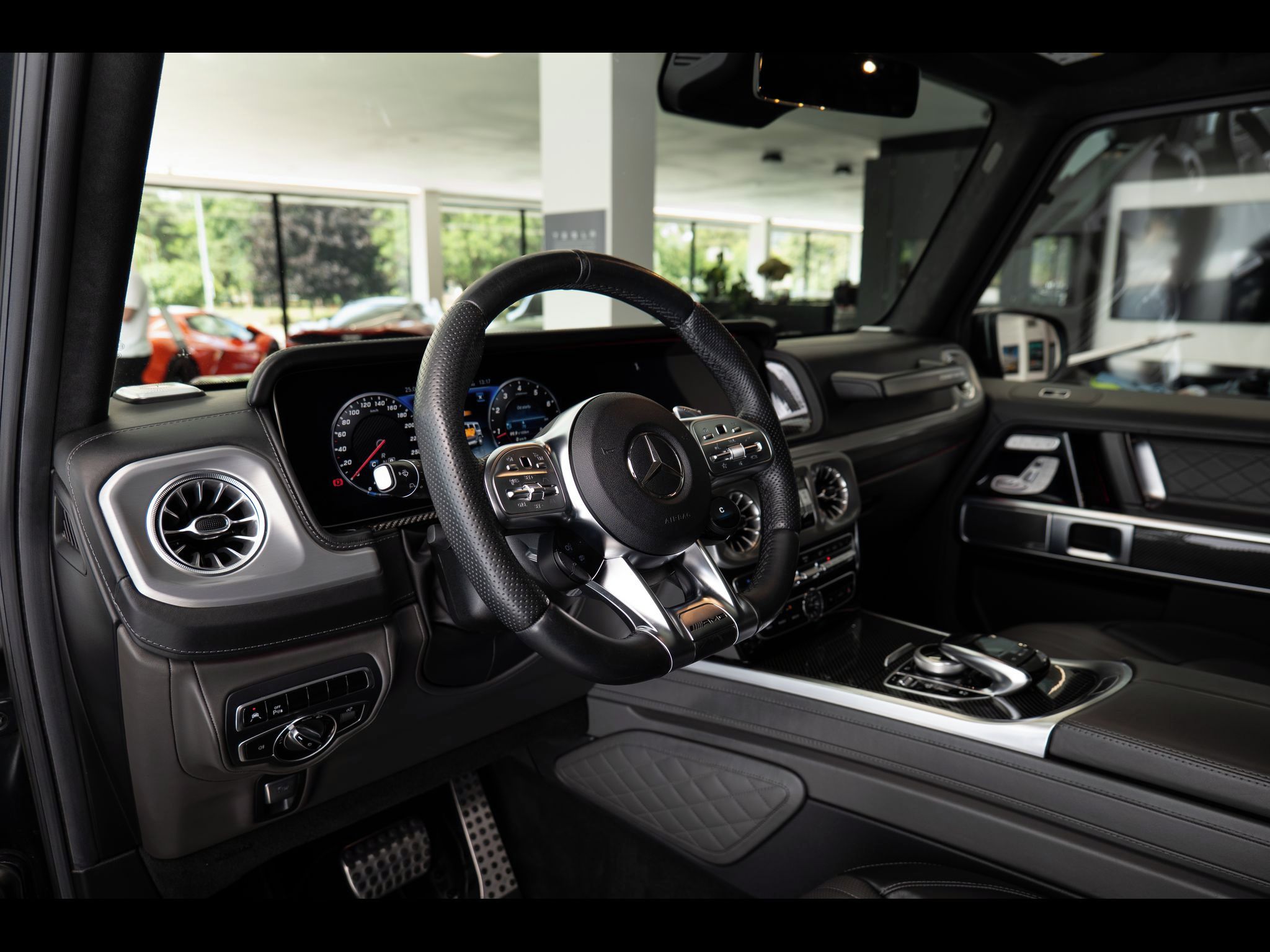 Mercedes-Benz Třídy G, Burmester/360/Masážní sedadla - fotka 5