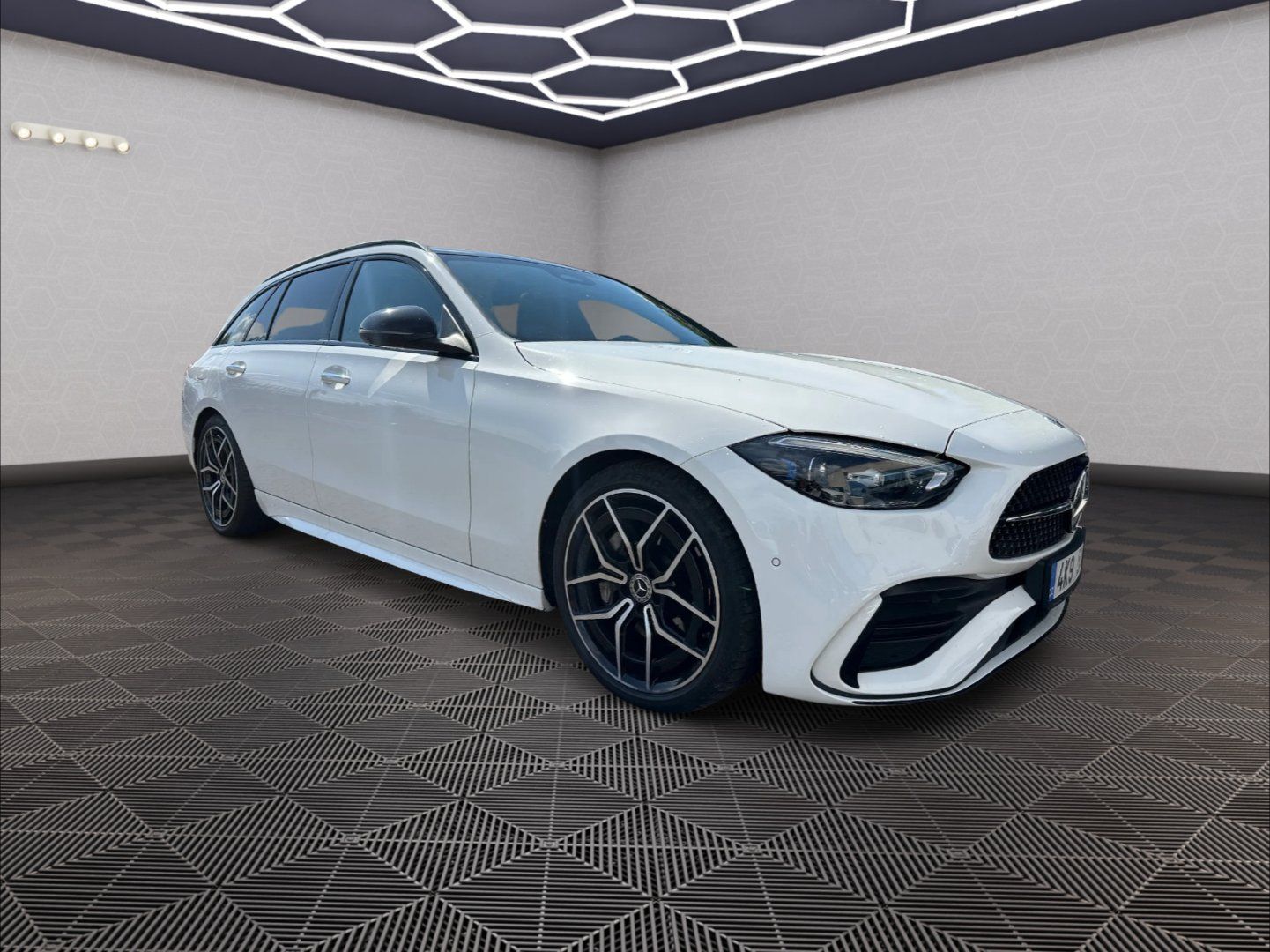 Mercedes-Benz Třídy C, 200 150kw 4Matic AMG
