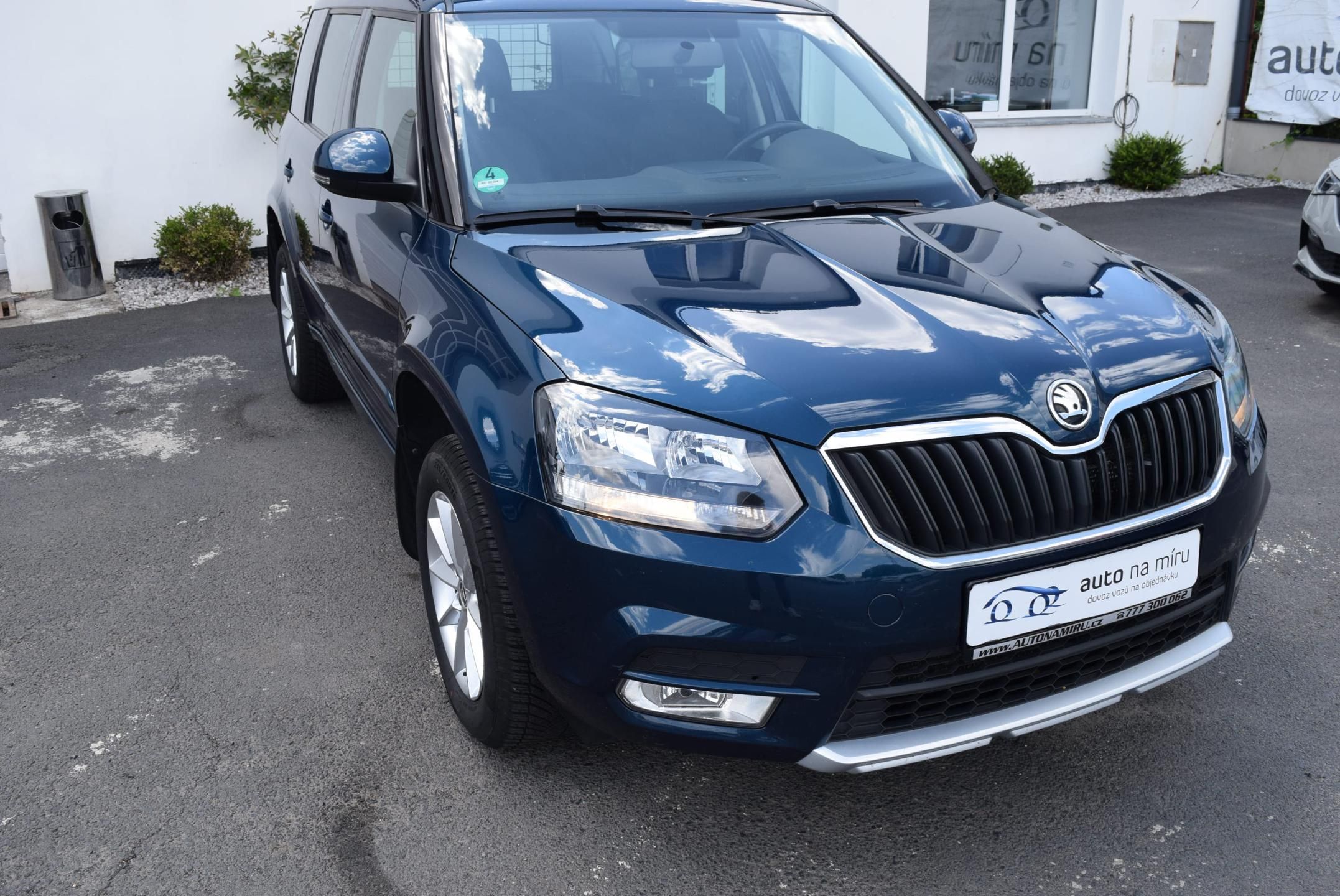 Škoda Yeti, 1.4TSI 92kw AMBITION TAŽNÉ APP - fotka 4