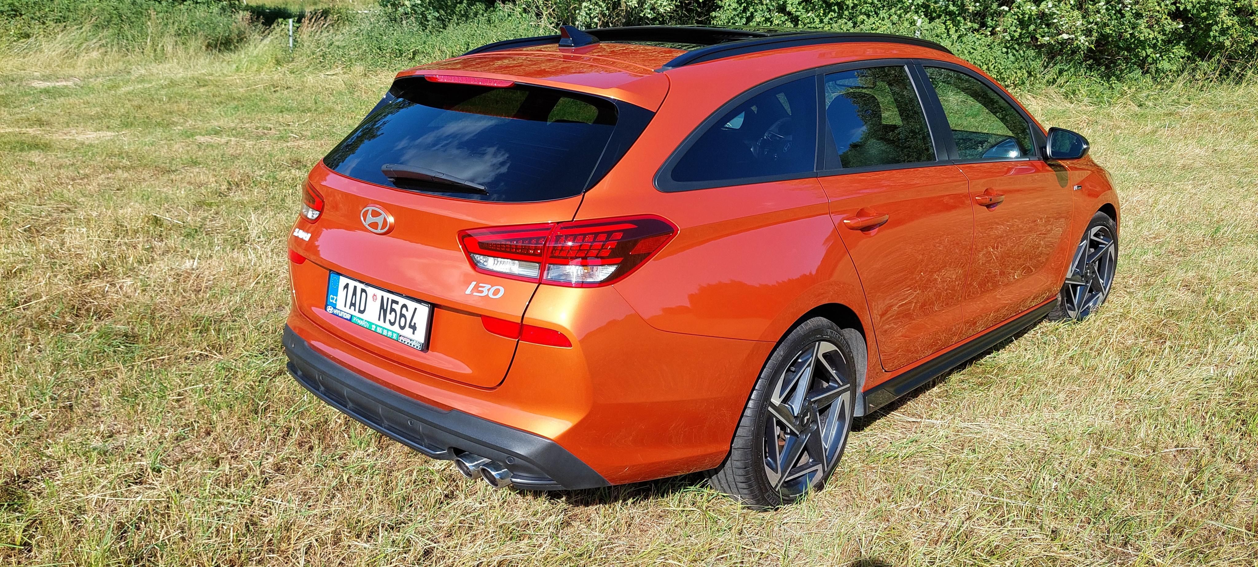 Hyundai i30, 1,5 T-GDI N LINE PREMIUM DCT - fotka 5