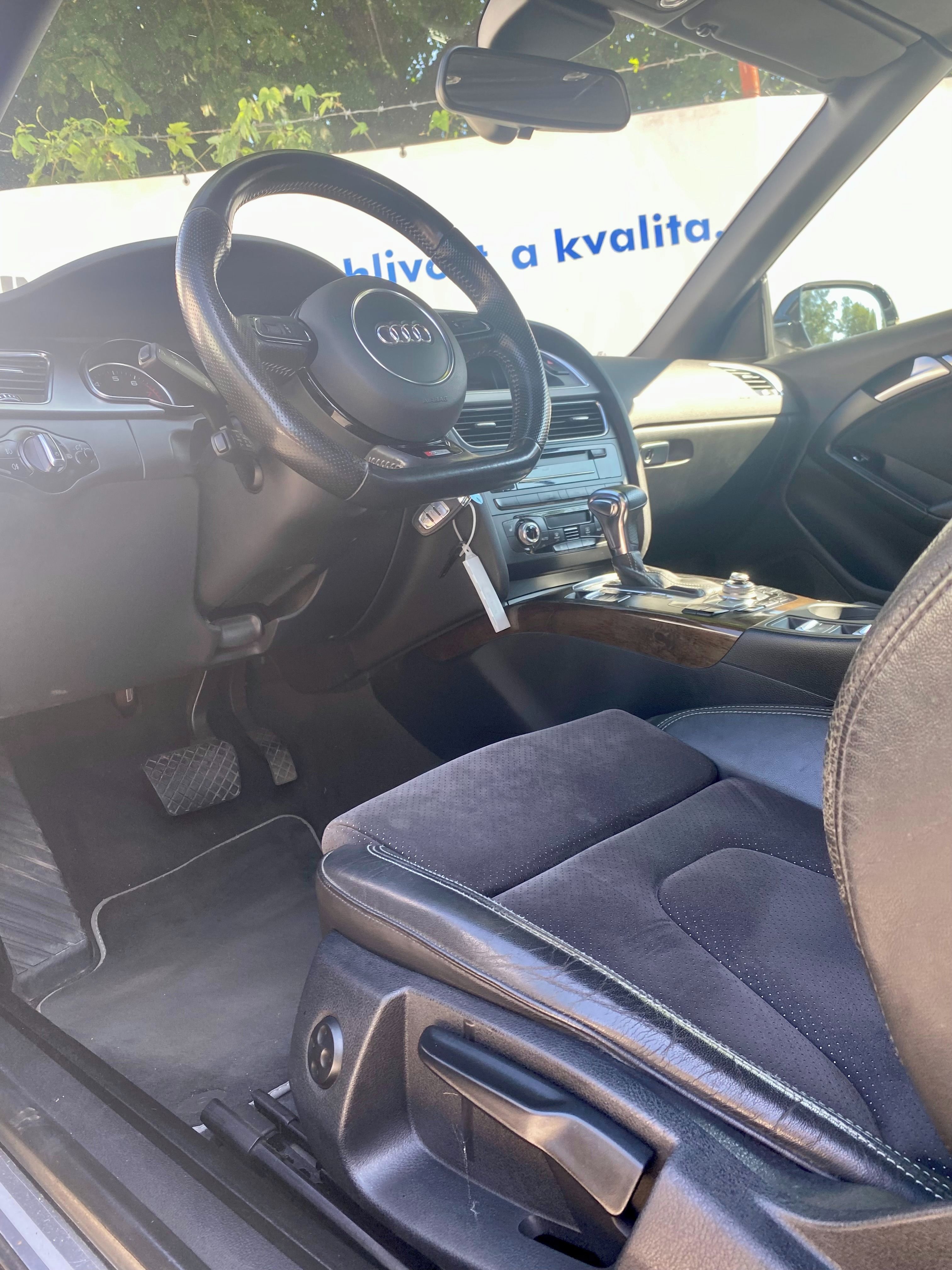 Audi A5, 2.0, 4x4, AUTOMAT, CABRIO - fotka 6