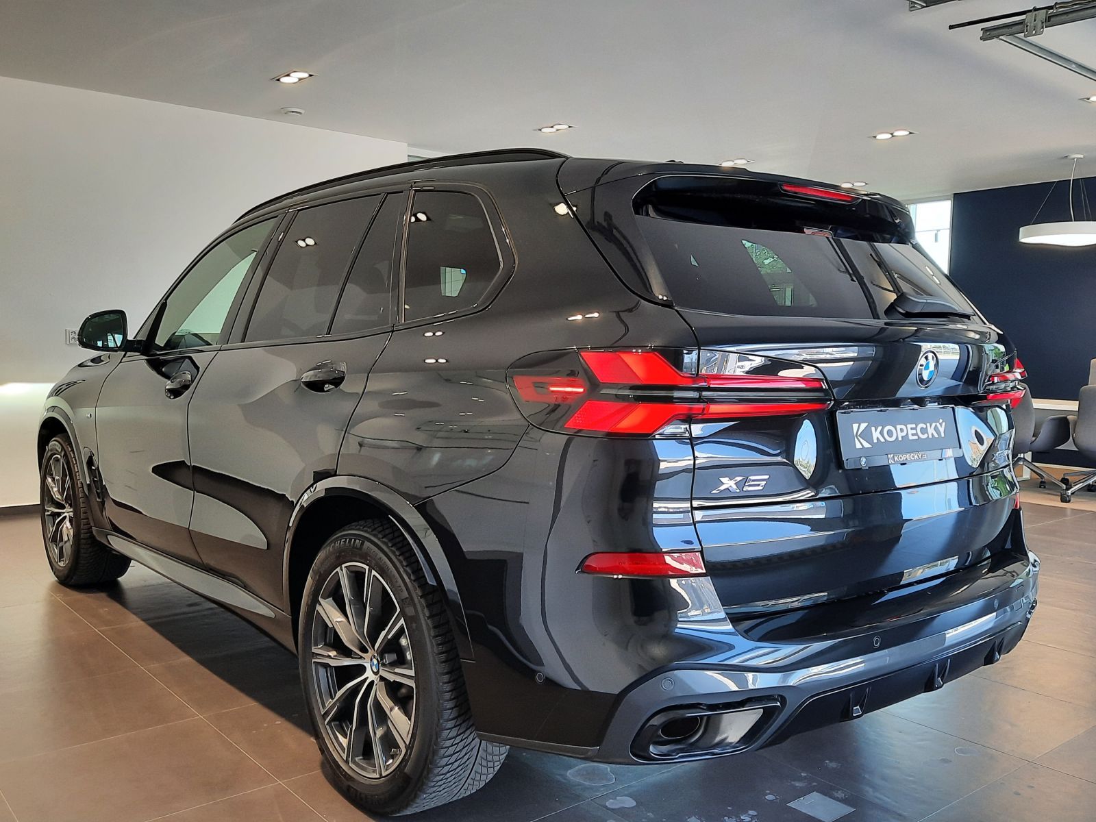 BMW X5, xDrive 30d M Sport - fotka 4