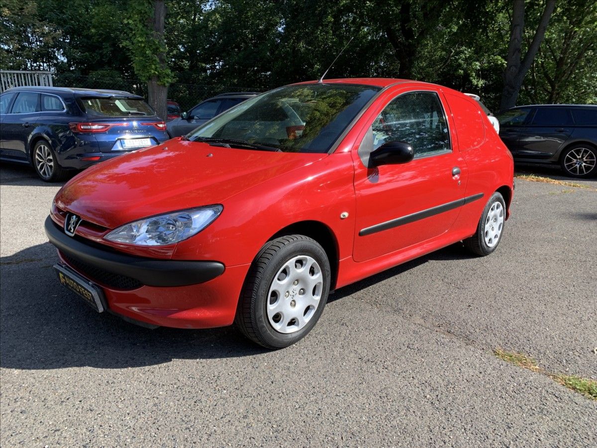 Peugeot 206, 1,1 i,ČR