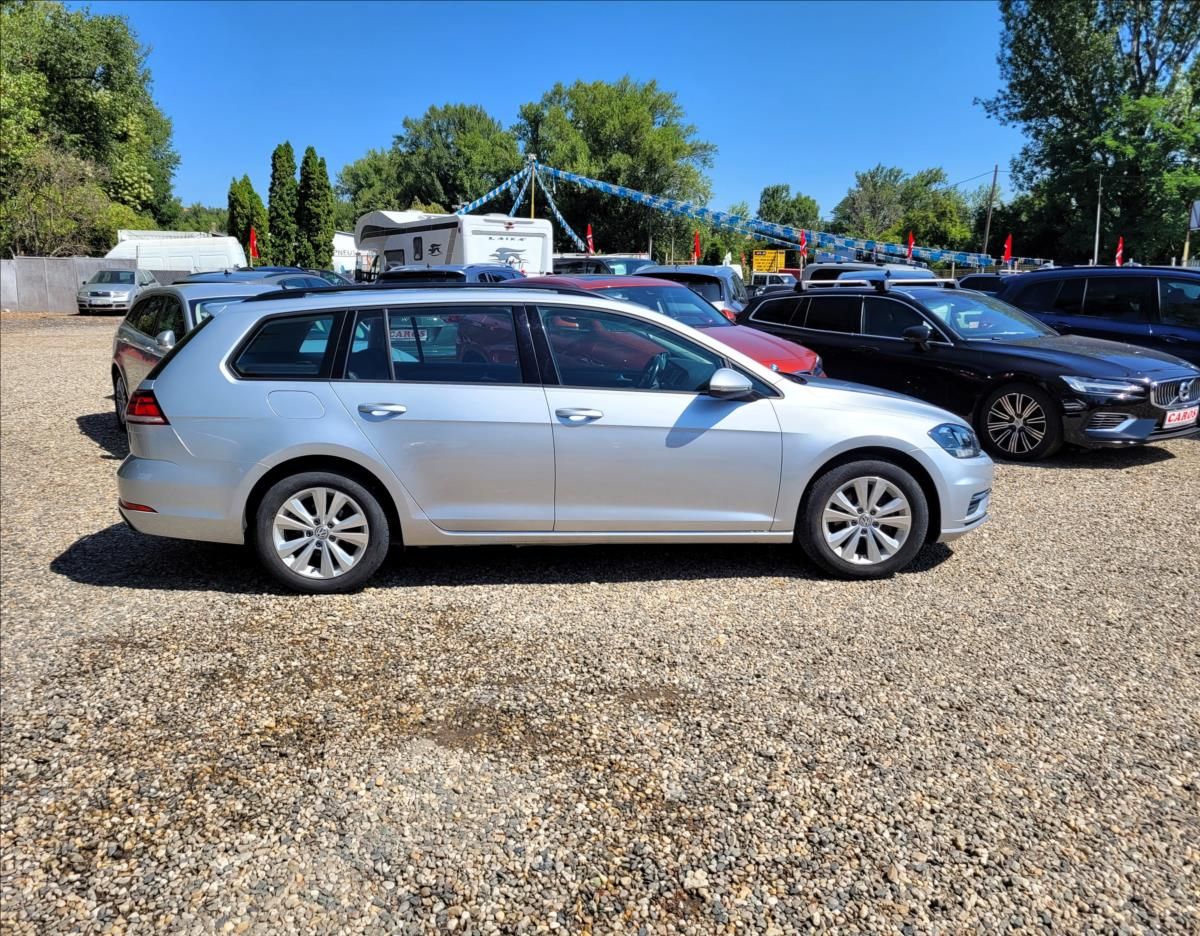 Volkswagen Golf, 1,0 TSI,navi,digiklima,acc,alu - fotka 4