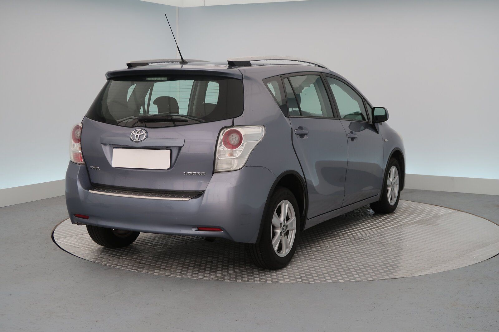 Toyota Verso, 2.0 D-4D, Automatická klima - fotka 5