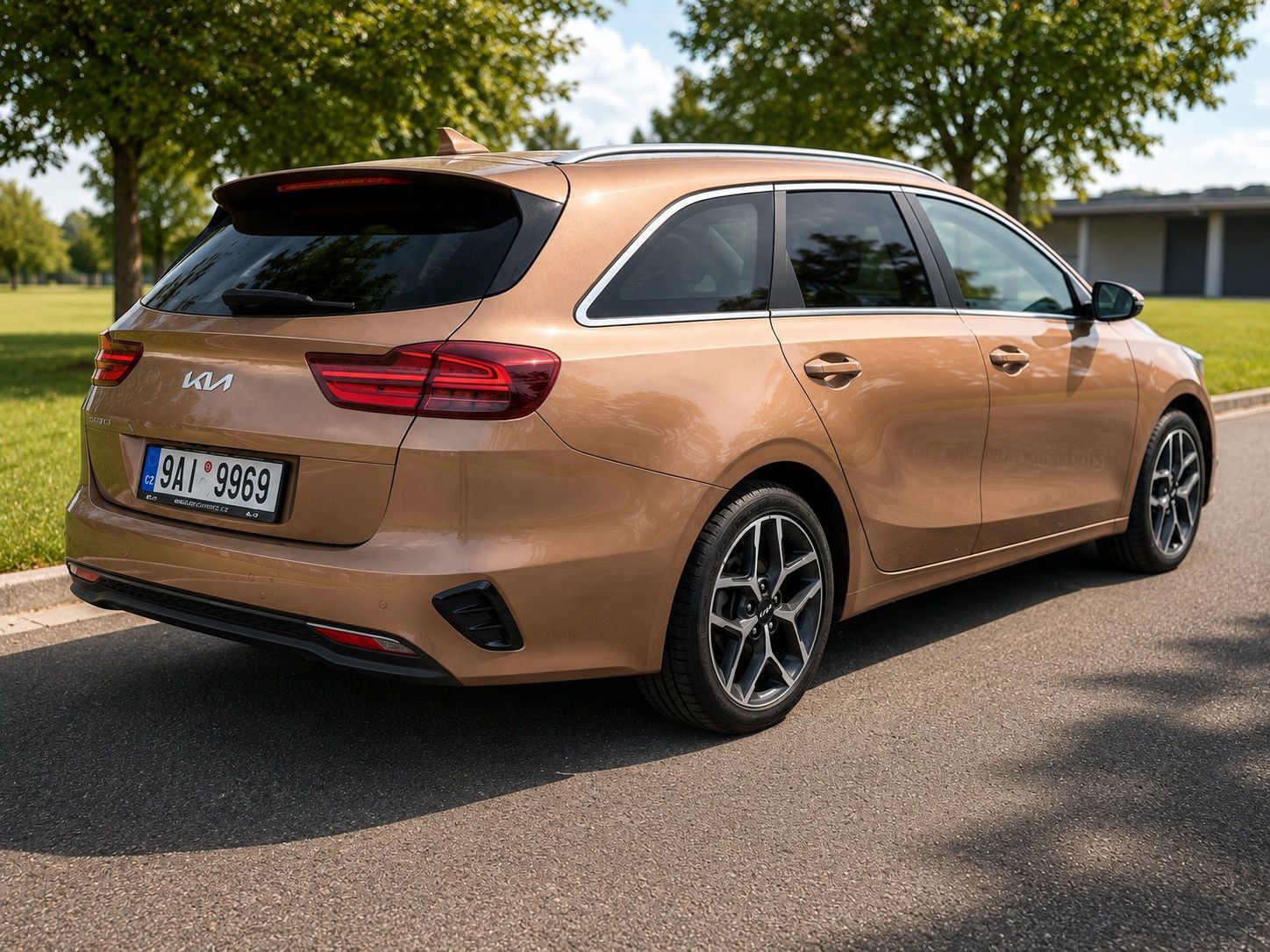 Kia Cee´d, 1.5T-GDi DCT 1.maj plný servis - fotka 4