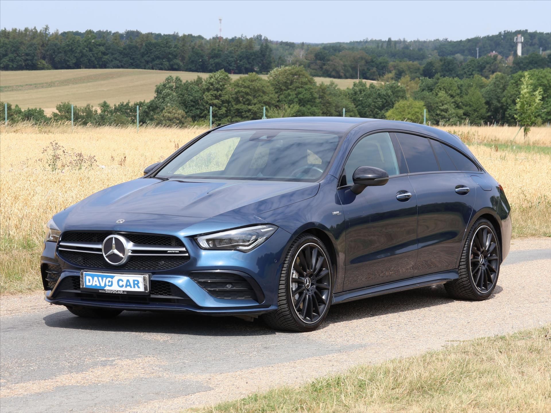Mercedes-Benz CLA, 2,0 35 AMG 225kW 4MATIC DPH CZ - fotka 3