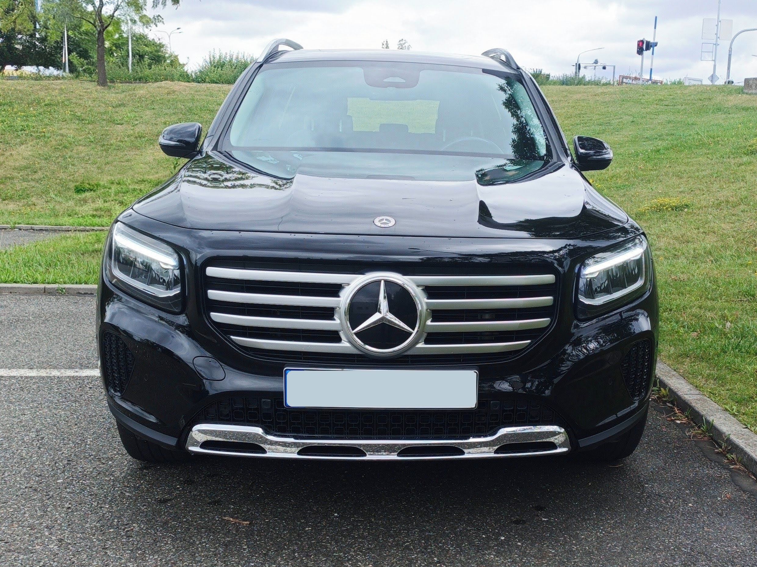 Mercedes-Benz GLB, 200d 4MATIC, ČR*1.Maj.*ZÁRUKA - fotka 2
