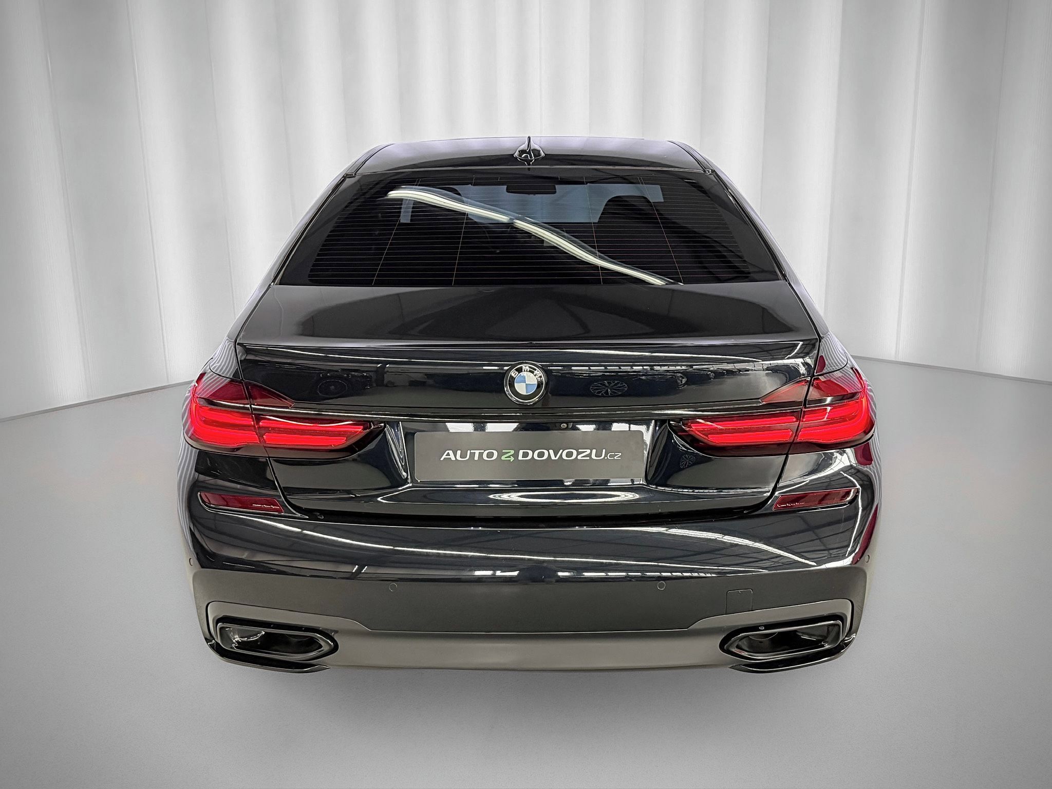 BMW Řada 7, 750d xDrive M-PAKET, LASER, H& - fotka 6
