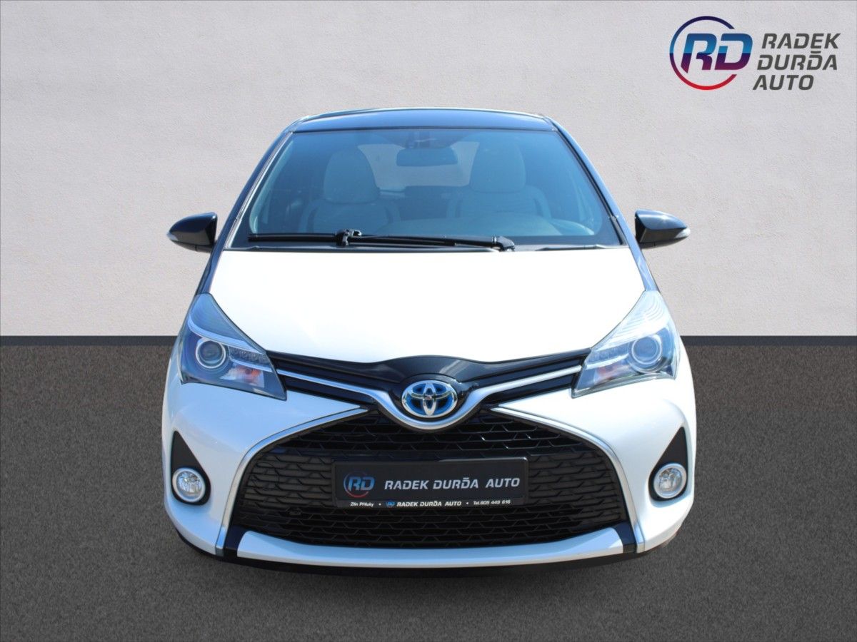 Toyota Yaris, 1,5 HYBRID  ČR,A/T,SELECTION - fotka 2