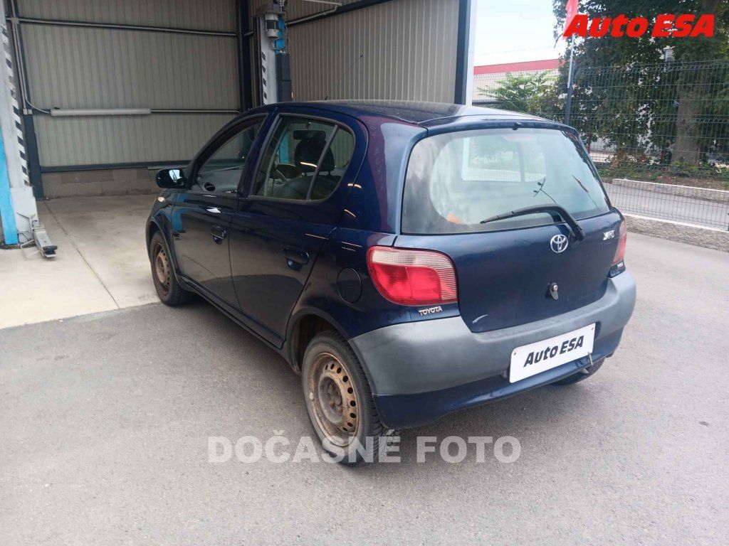 Toyota Yaris, 1.0VVTi - fotka 2