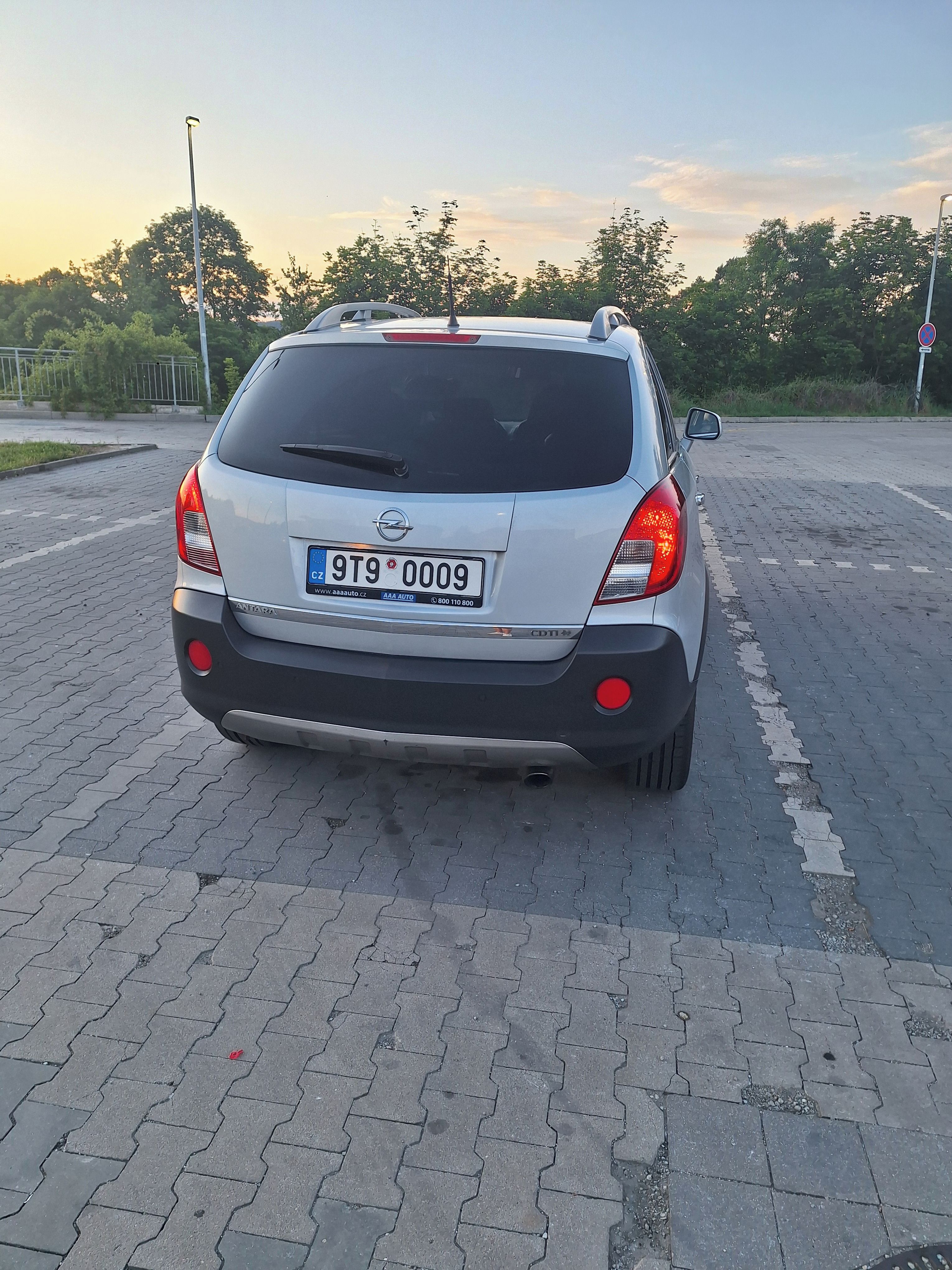 Opel Antara, 2.2 - fotka 6