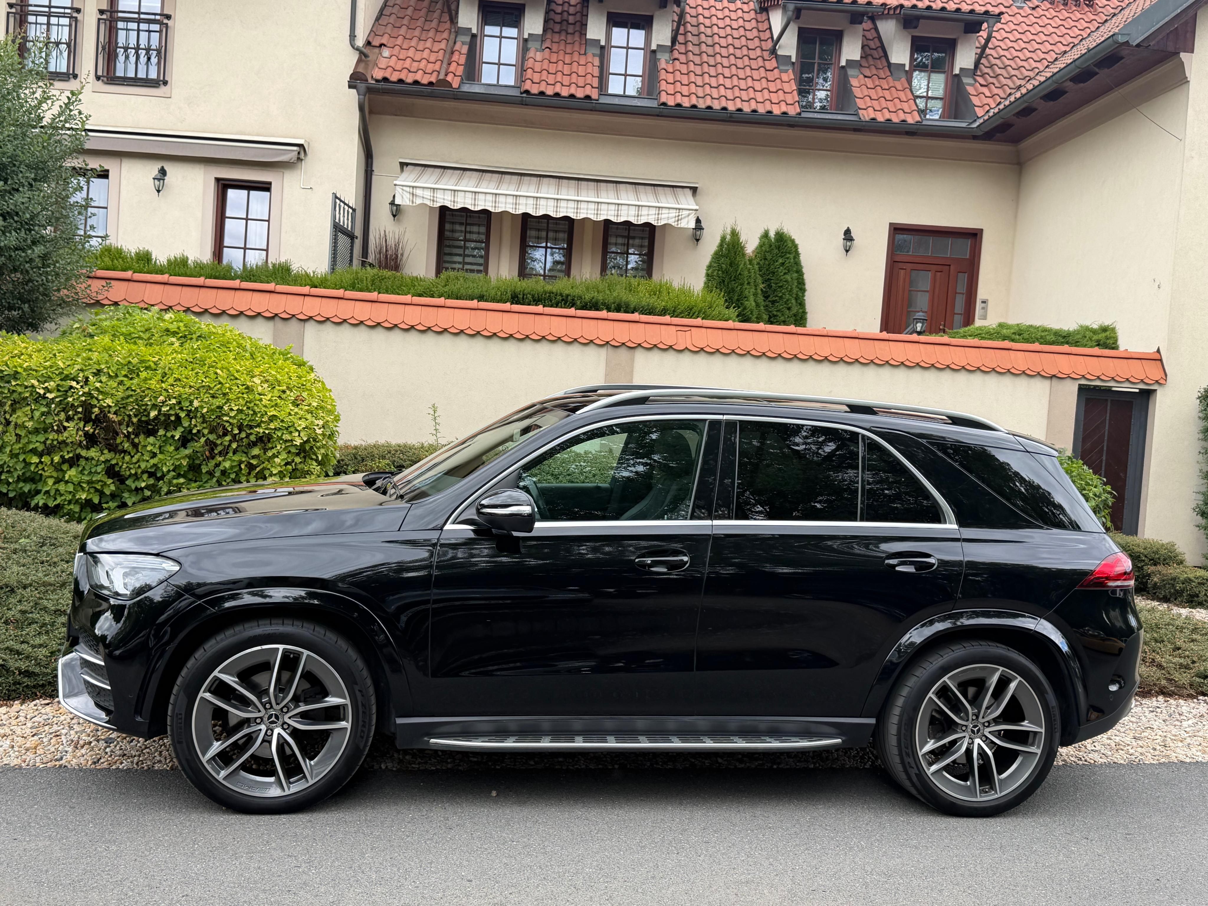 Mercedes-Benz GLE, 400d 4Matic AMG - fotka 2