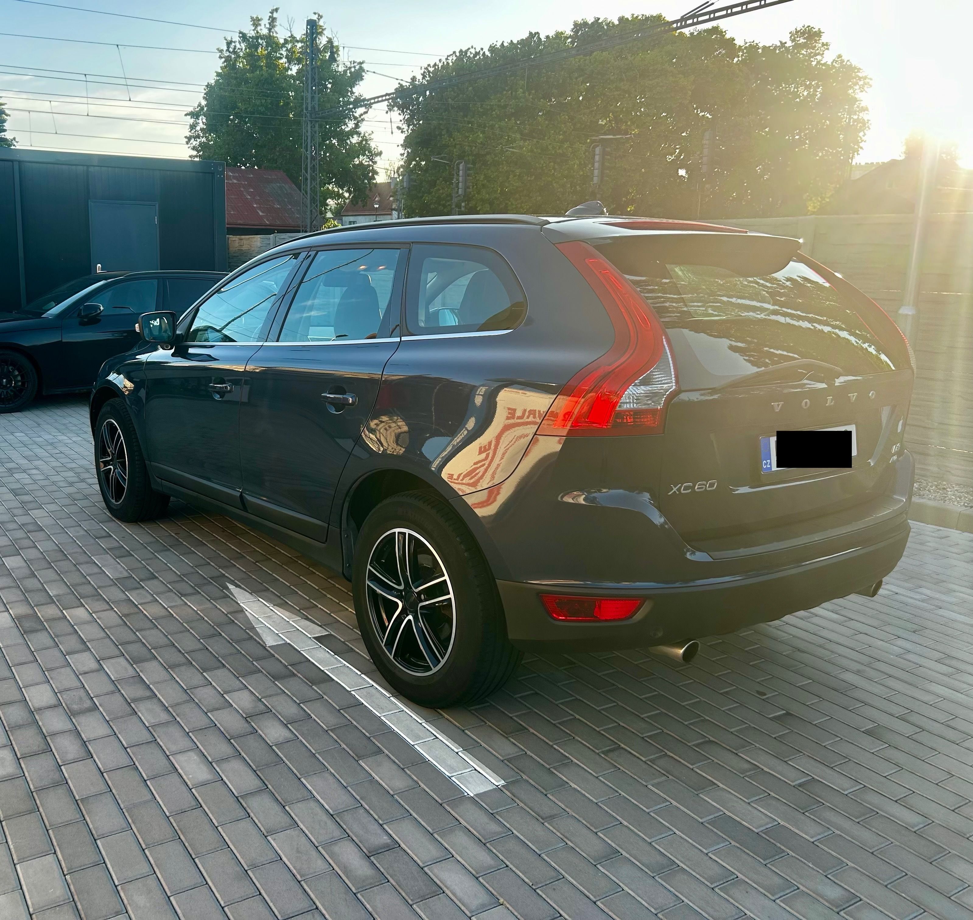 Volvo XC60, Volvo XC60 D3 AWD - fotka 4