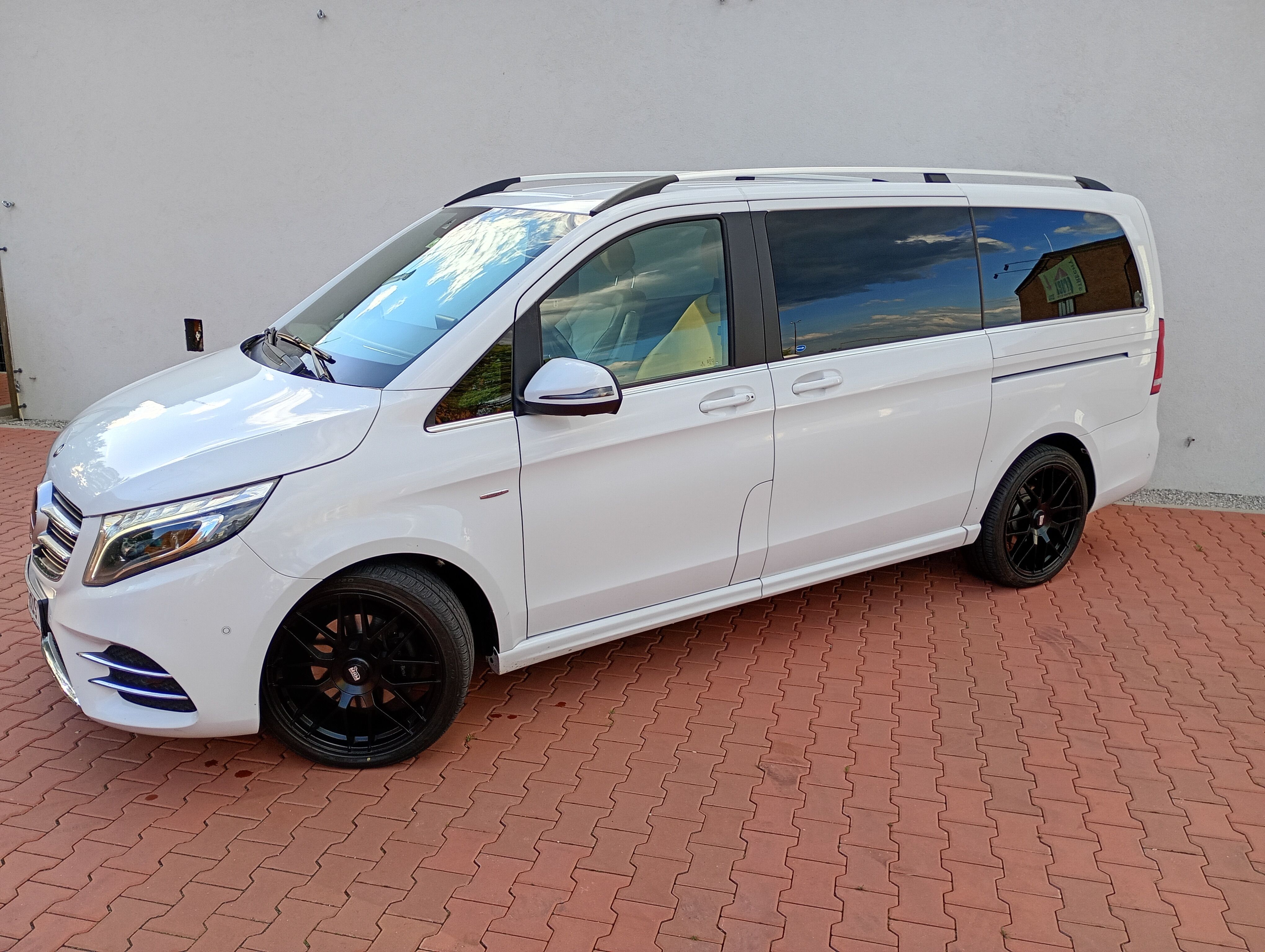 Mercedes-Benz Třídy V, AMG,360kamery,tažné,Burmaster - fotka 5