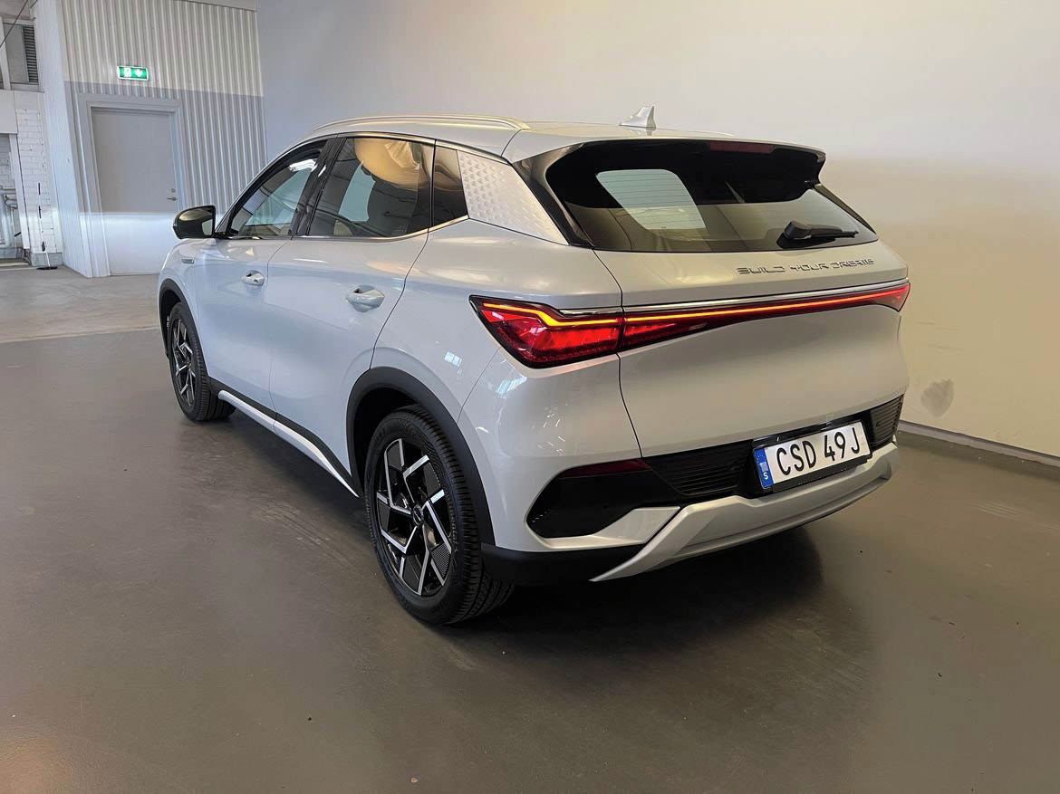 BYD ATTO 3, 60.4kWh Pano 360 Kůže - fotka 5