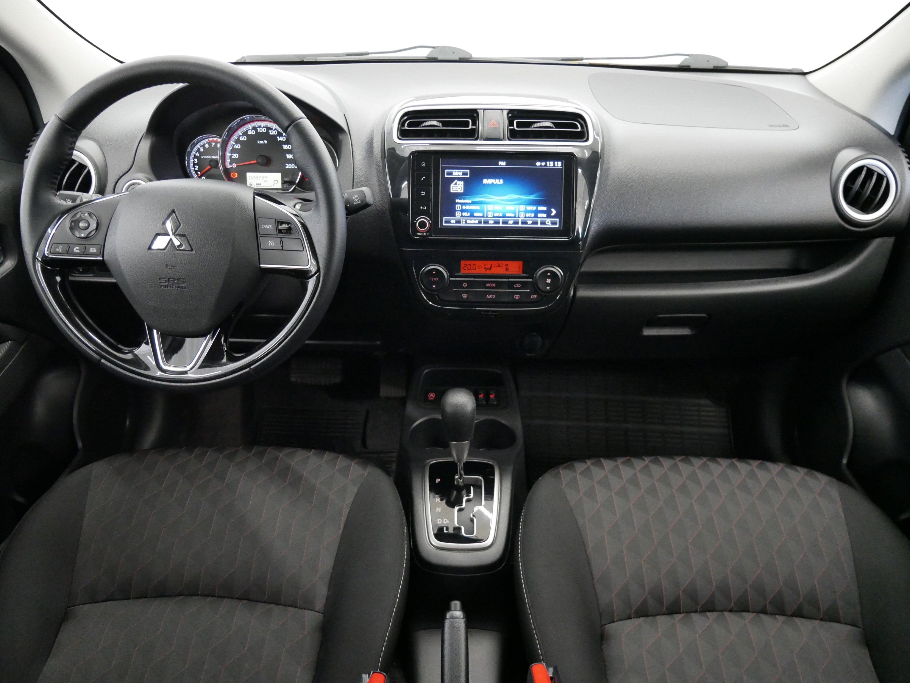 Mitsubishi Space Star, 1.2 MIVEC 52 kW - fotka 5