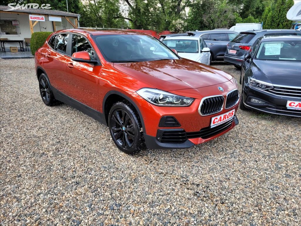 BMW X2, 18i sdrive,led,navi,kůže,
