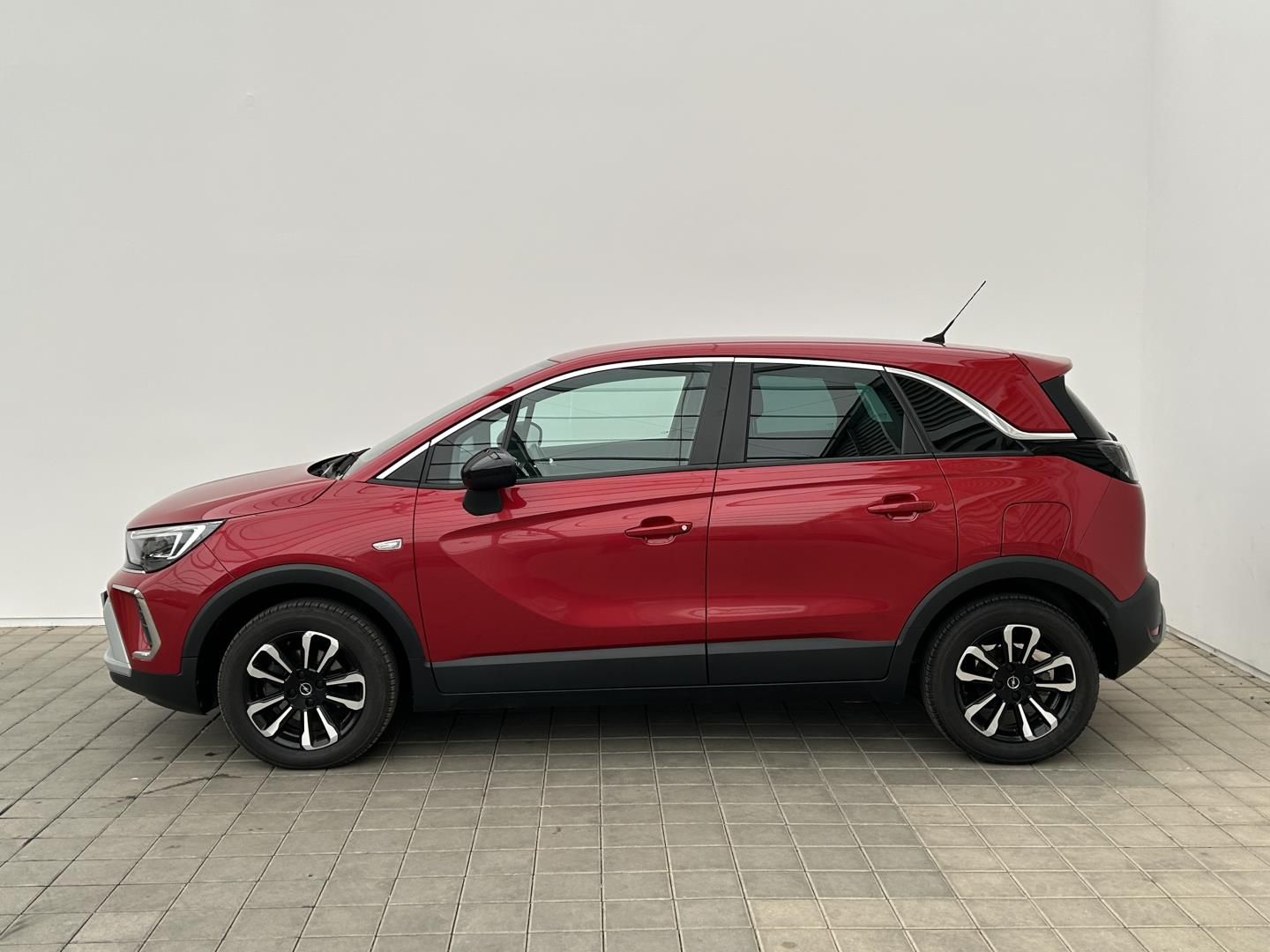 Opel Crossland, 1.2Turbo 130k 96kW Elegance - fotka 2