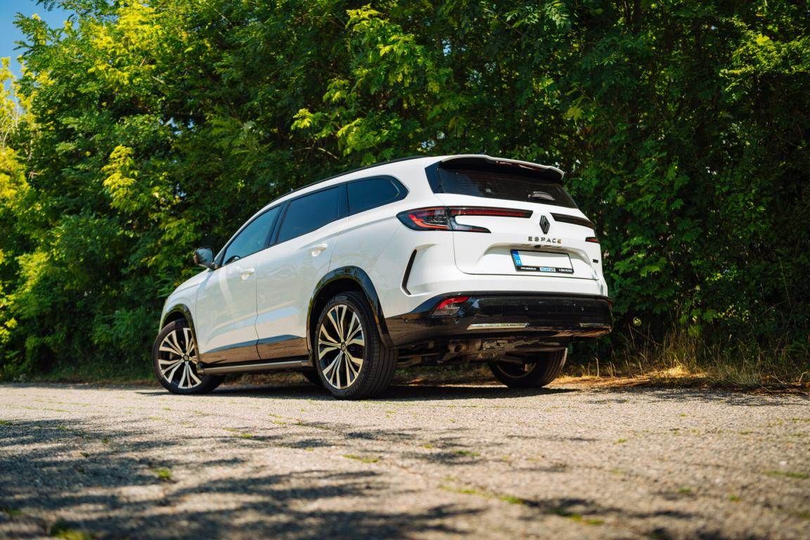 Renault Espace, E-Tech FHEV 200 - fotka 4