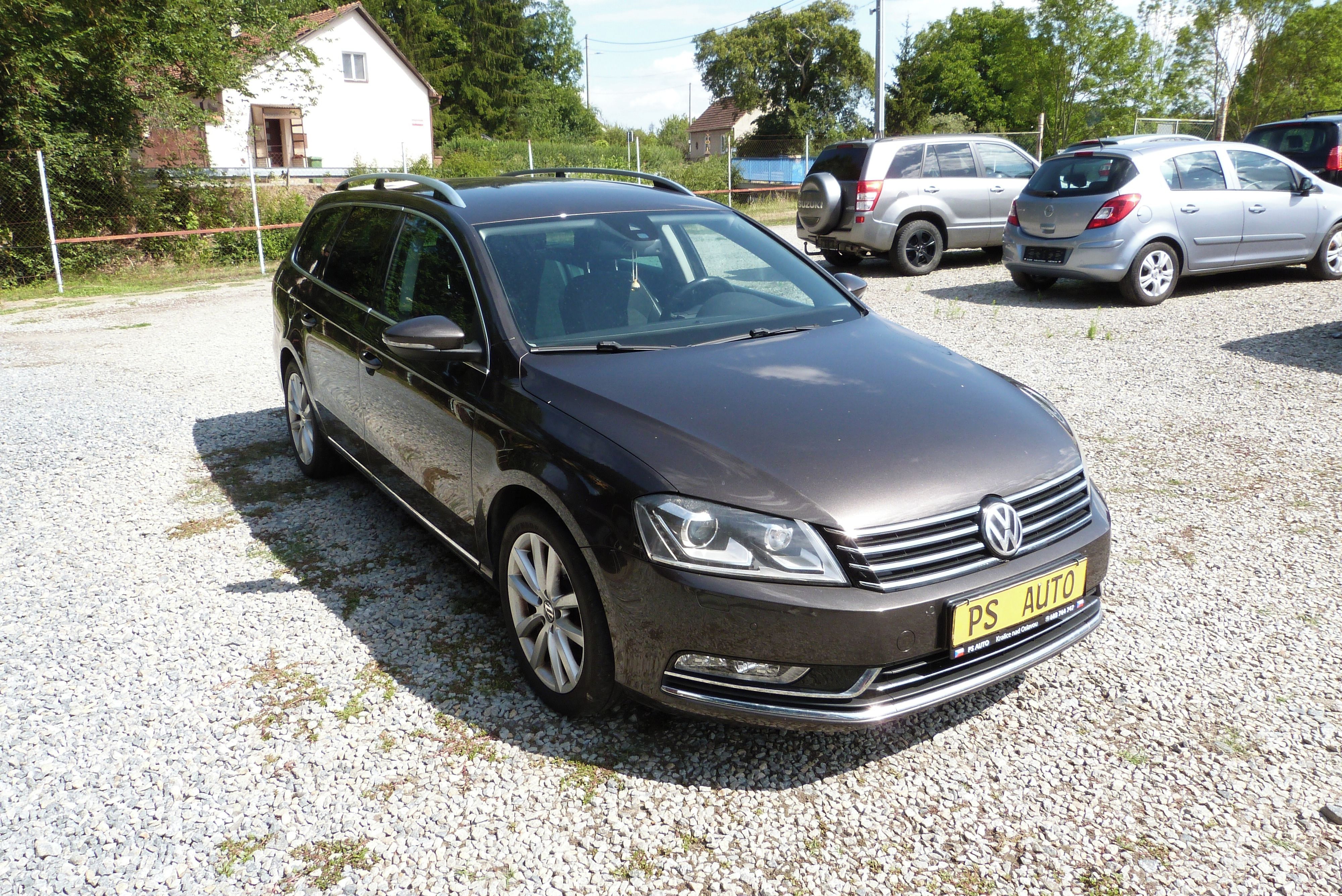 Volkswagen Passat, 2.0 TDi HighLine 4Motion - fotka 4