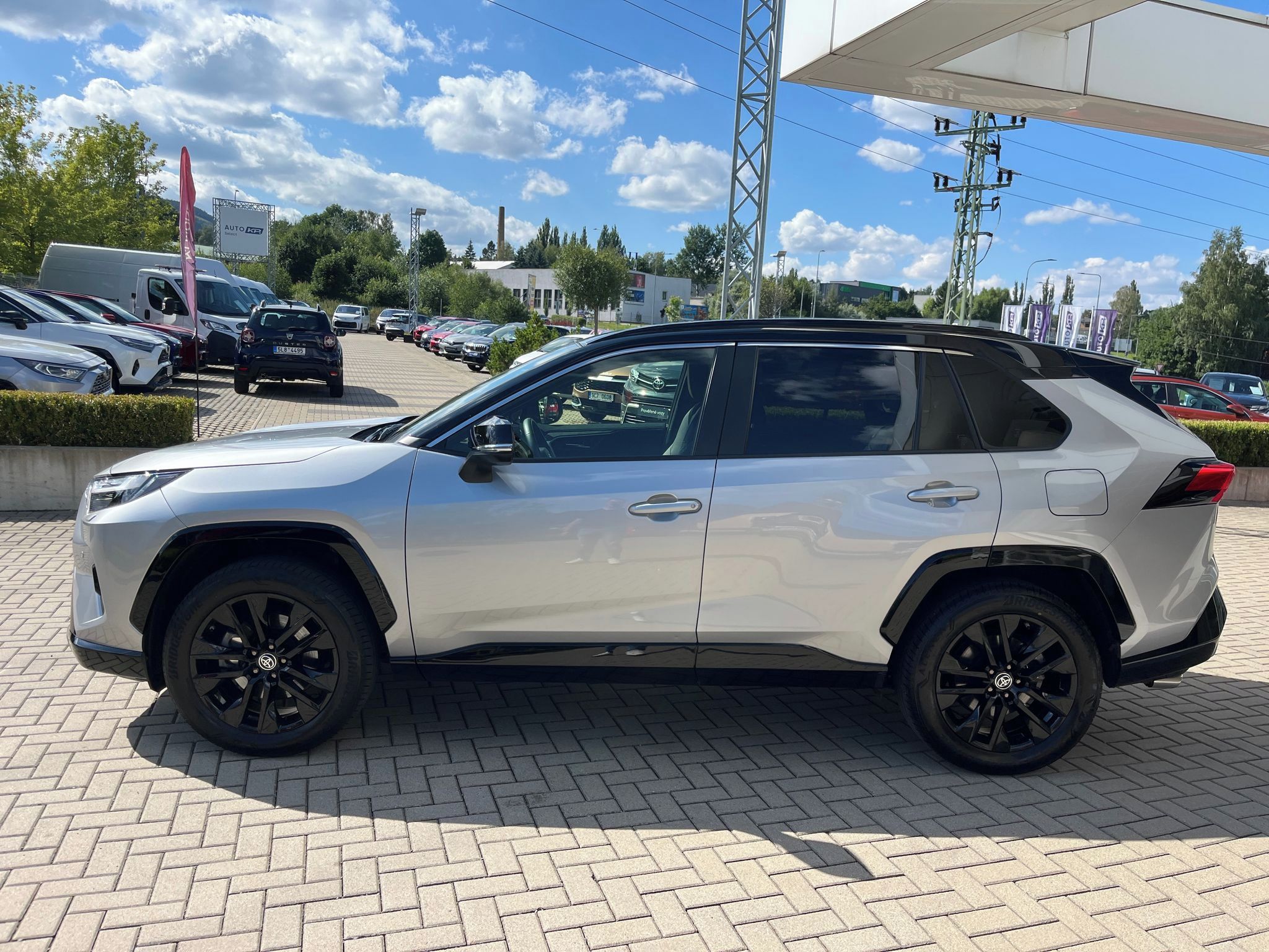 Toyota Rav4, 2.5 Hybrid e-CVT 4WD Selection - fotka 3