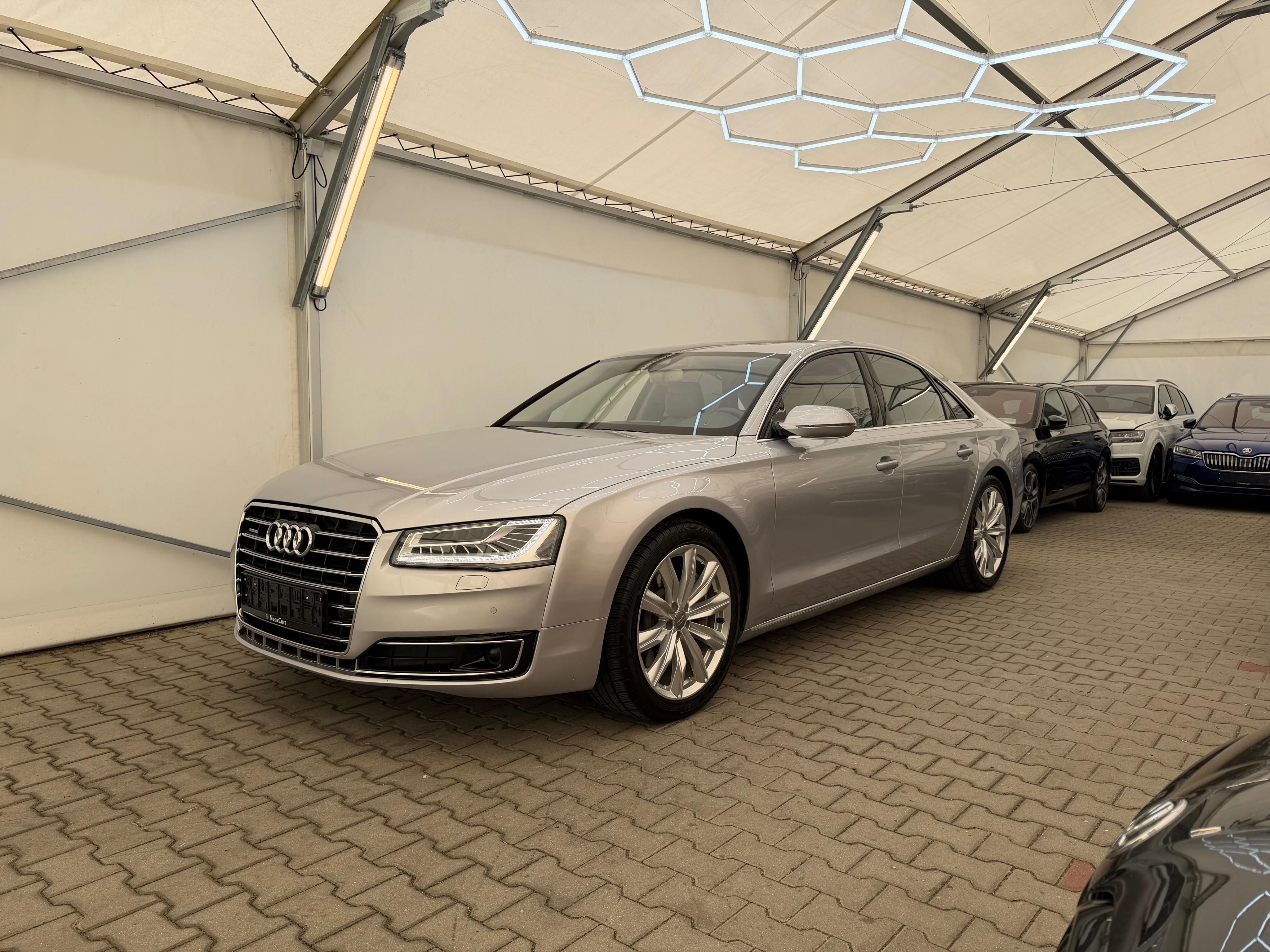 Audi A8, 4.2TDi,V8,283kW,Matrix,Vzduch - fotka 2