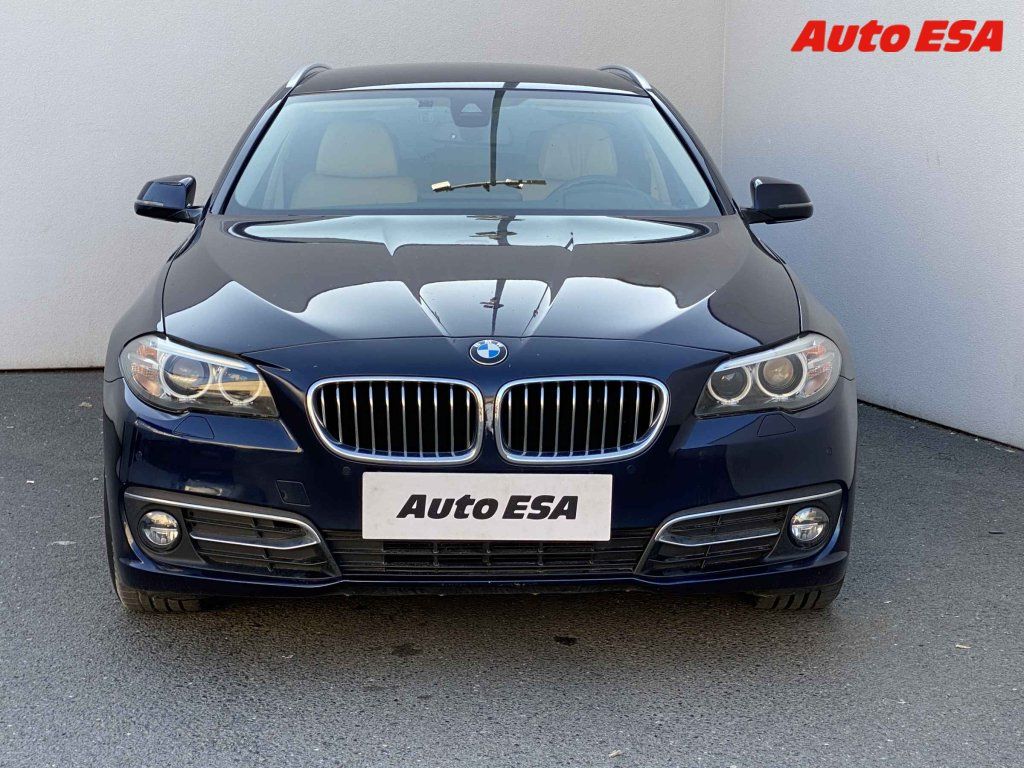 BMW Řada 5, 2.0i 528i xDrive,LuxuryLine - fotka 2
