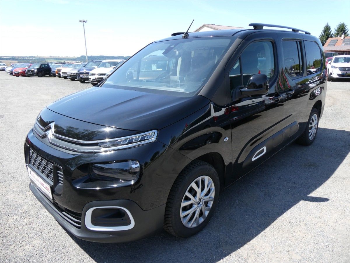 Citroën Berlingo, 1,5 BlueHDi96kW LONG 1.maj,AT8 - fotka 3