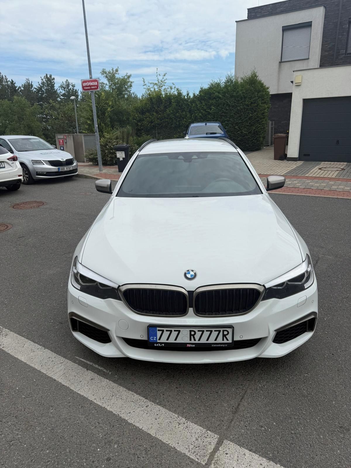 BMW Řada 5, BMW M550d TOURING - xDRIVE - fotka 6