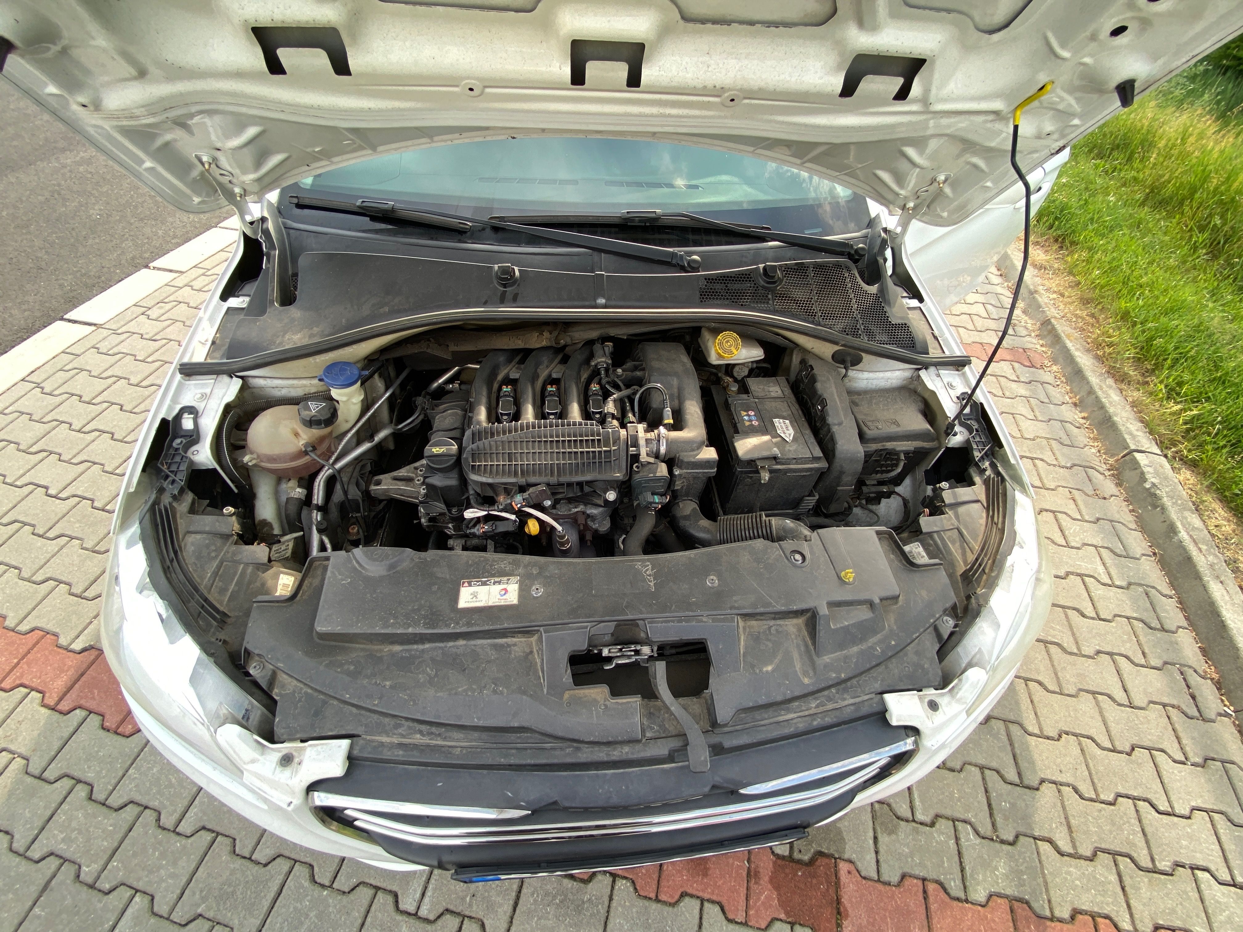 Peugeot 301, Peugeot 1.2 VTi (2013) 53 kw - fotka 6