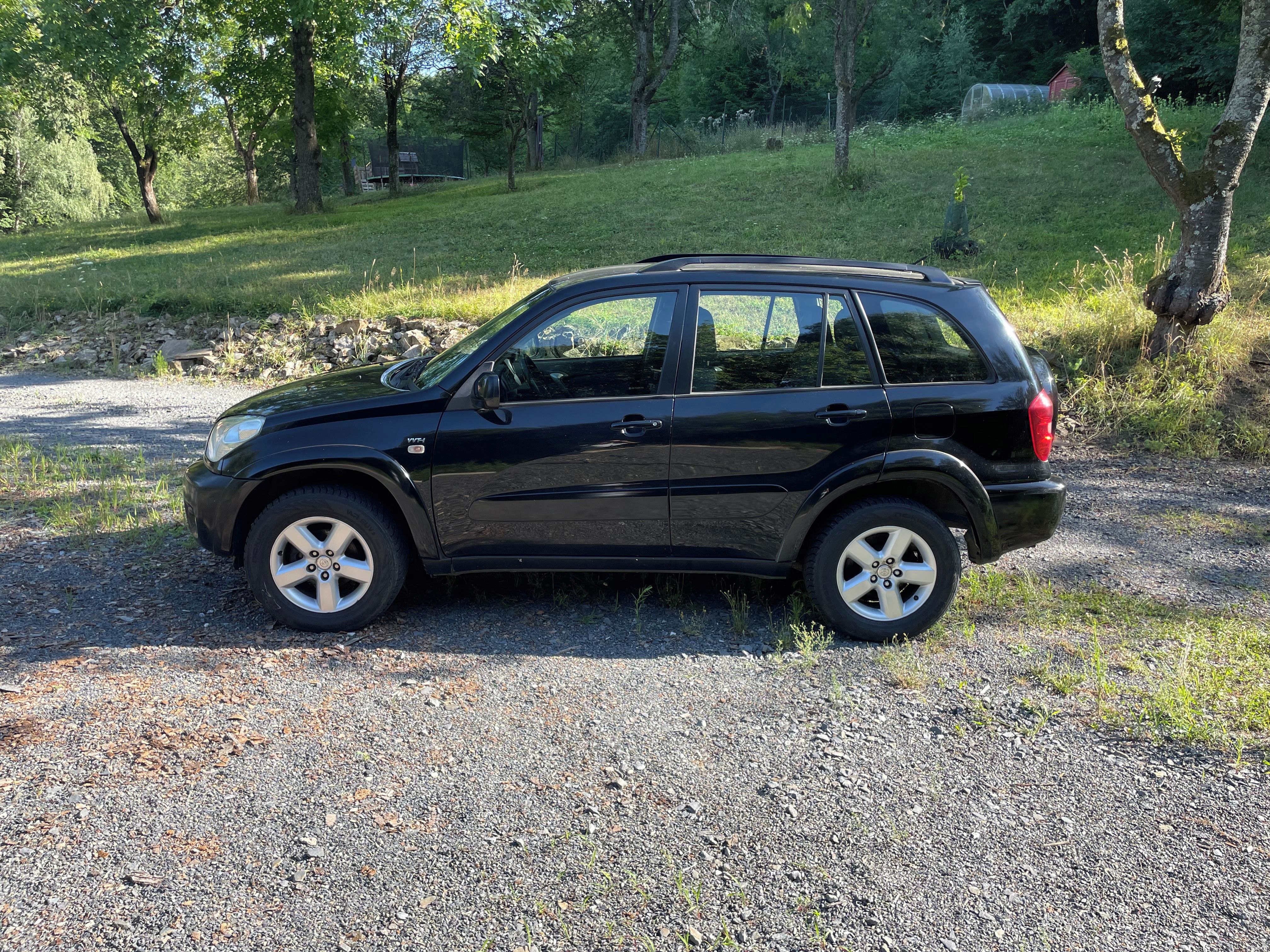 Toyota Rav4, TOYOTA Rav4 - fotka 4