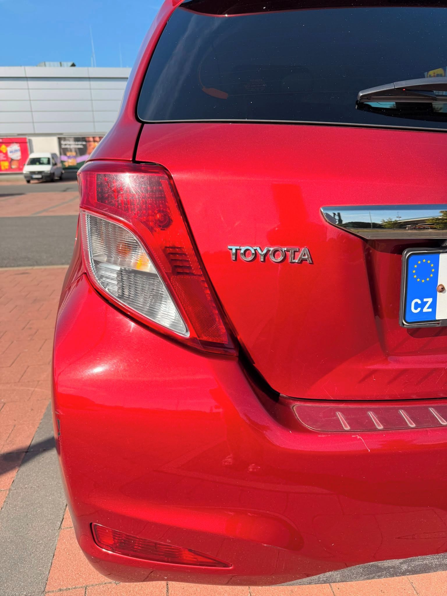 Toyota Yaris, 1.33 VVT-i SportStyle - fotka 4