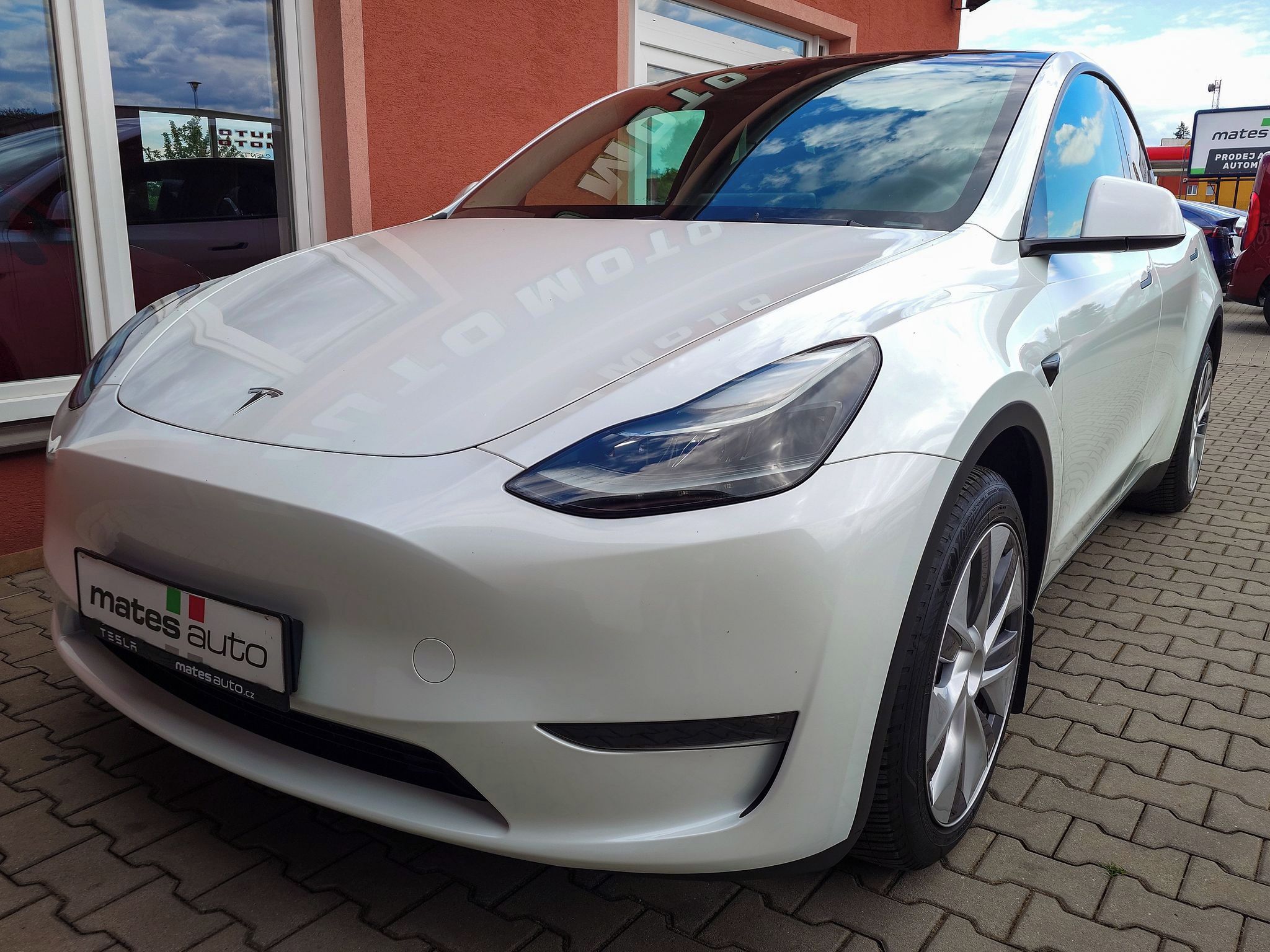 Tesla Model Y, Long Range dual motor, 378 kW,
