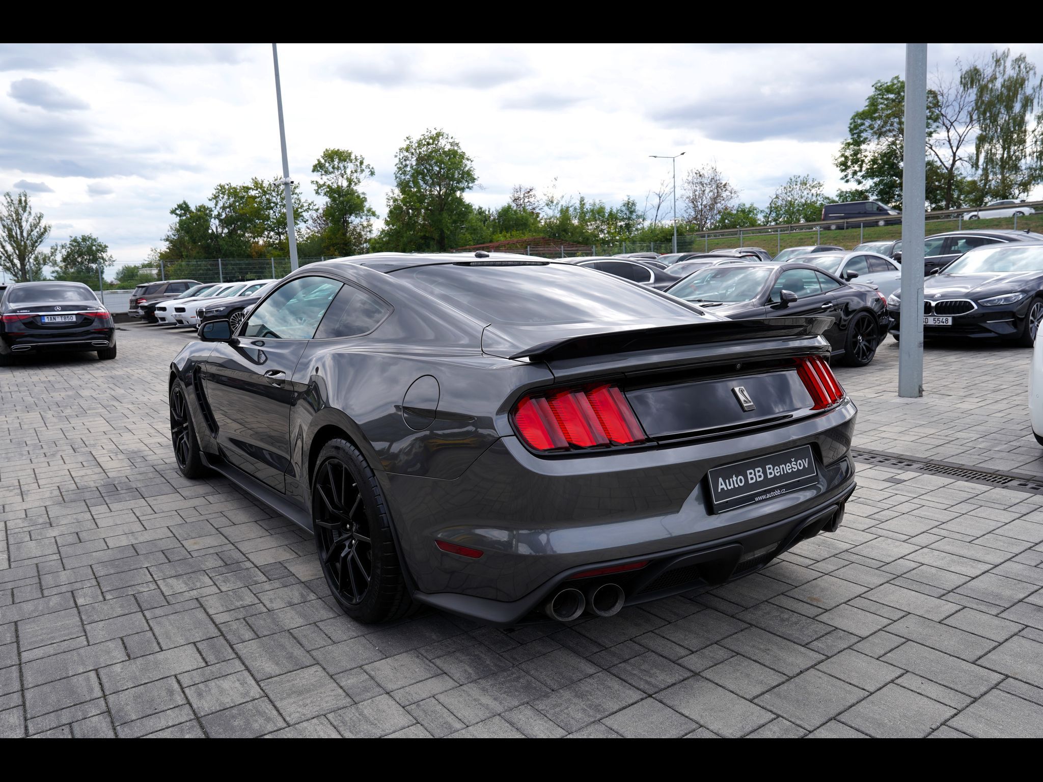 Ford Mustang, Shelby GT350 5.2 Recaro,533 PS - fotka 4