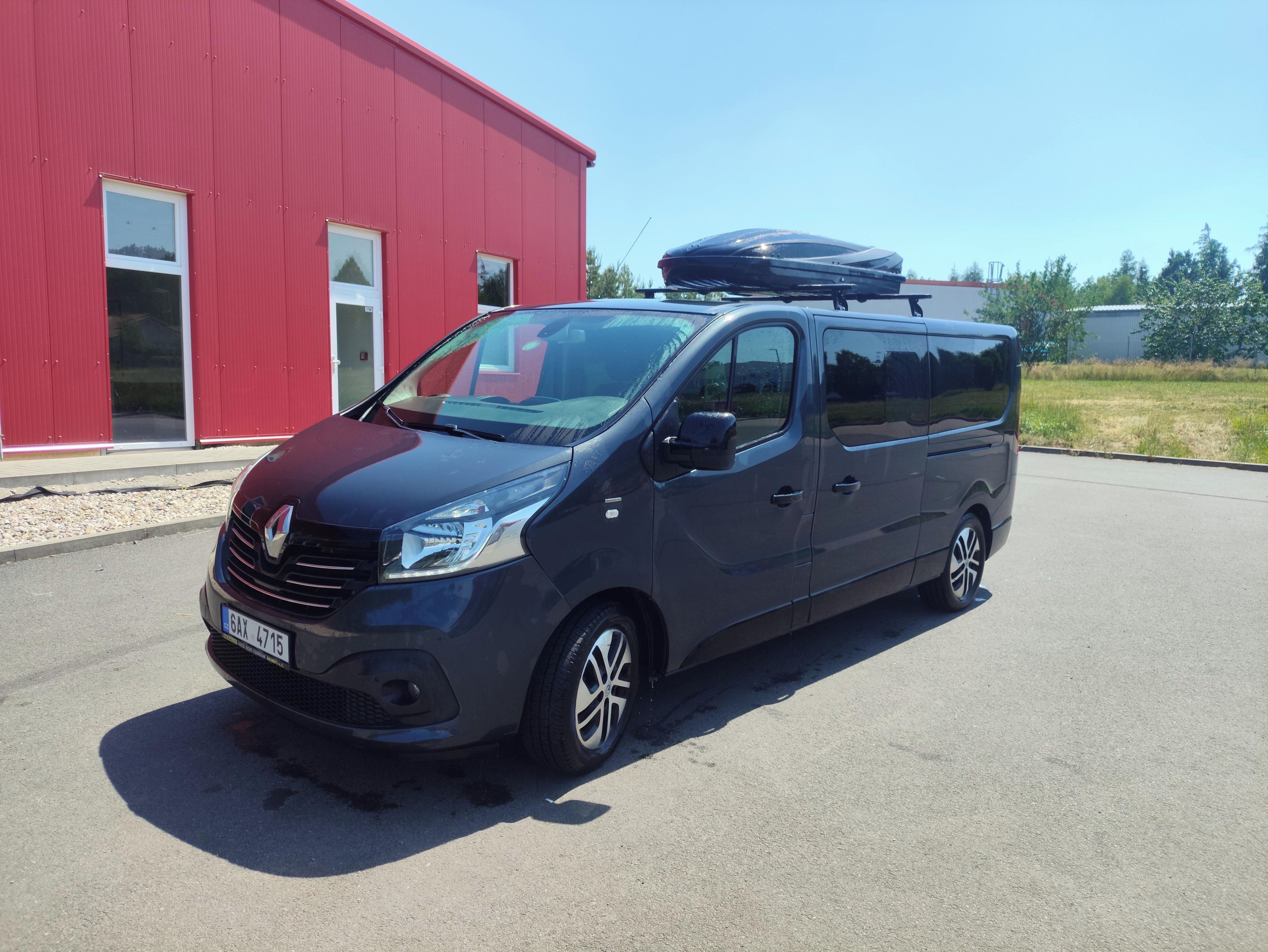 Renault Trafic, SpaceClass 8 míst 107kw