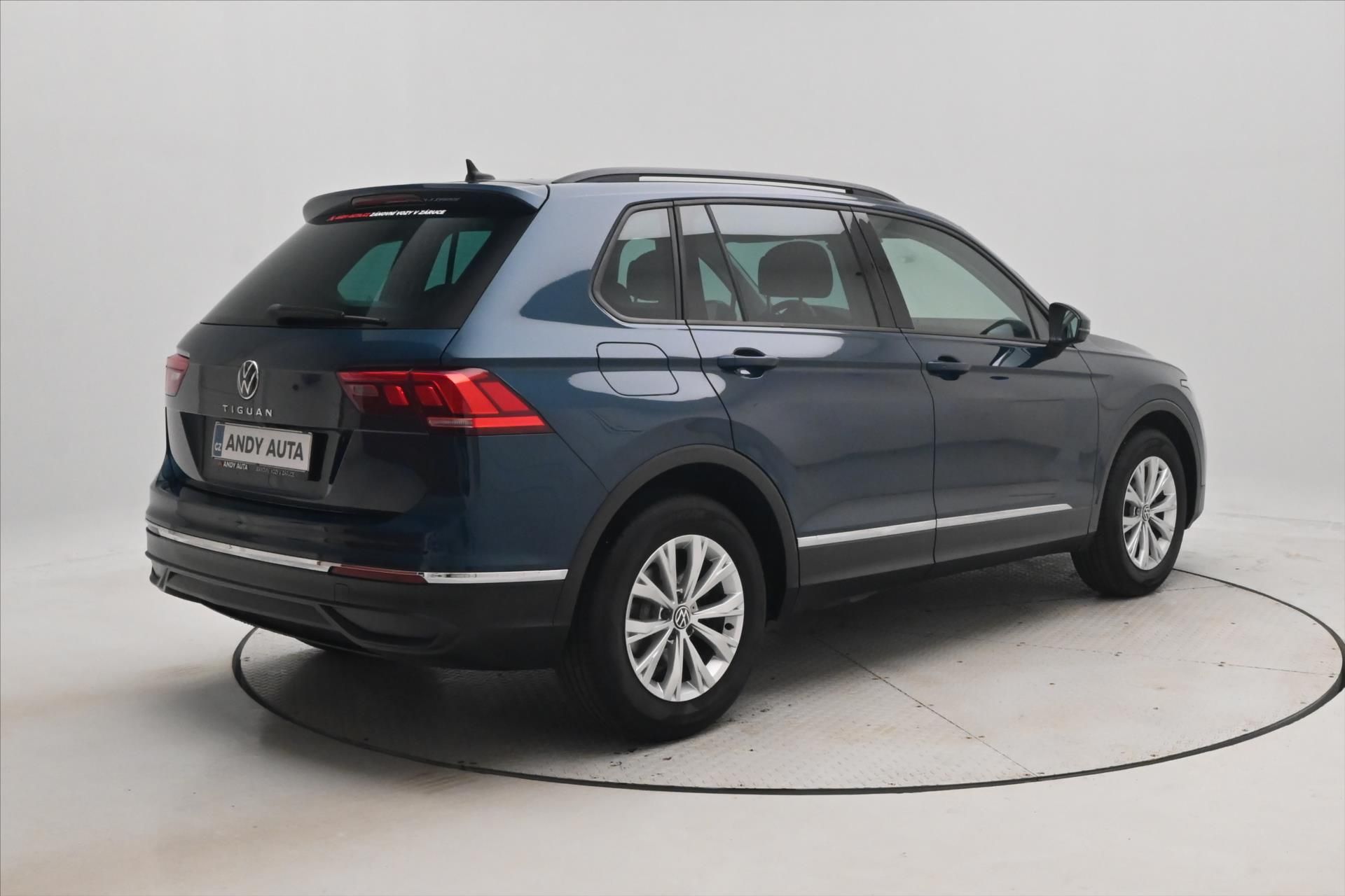 Volkswagen Tiguan, 2,0 TDI 110 kW LIFE Záruka až - fotka 5