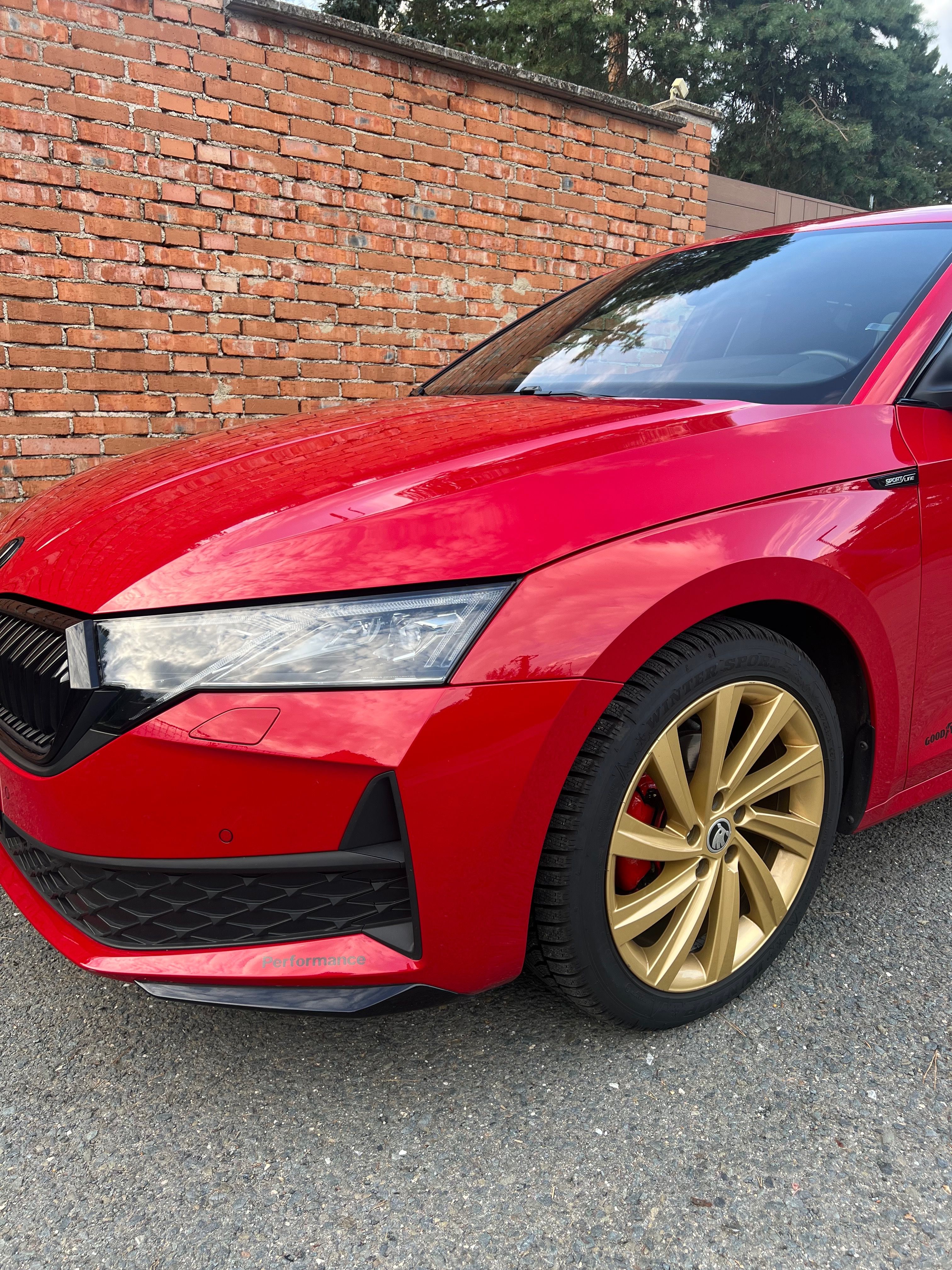 Škoda Octavia, SPORTLINE ZÁRUKA ČR MAX VÝBAVA - fotka 2
