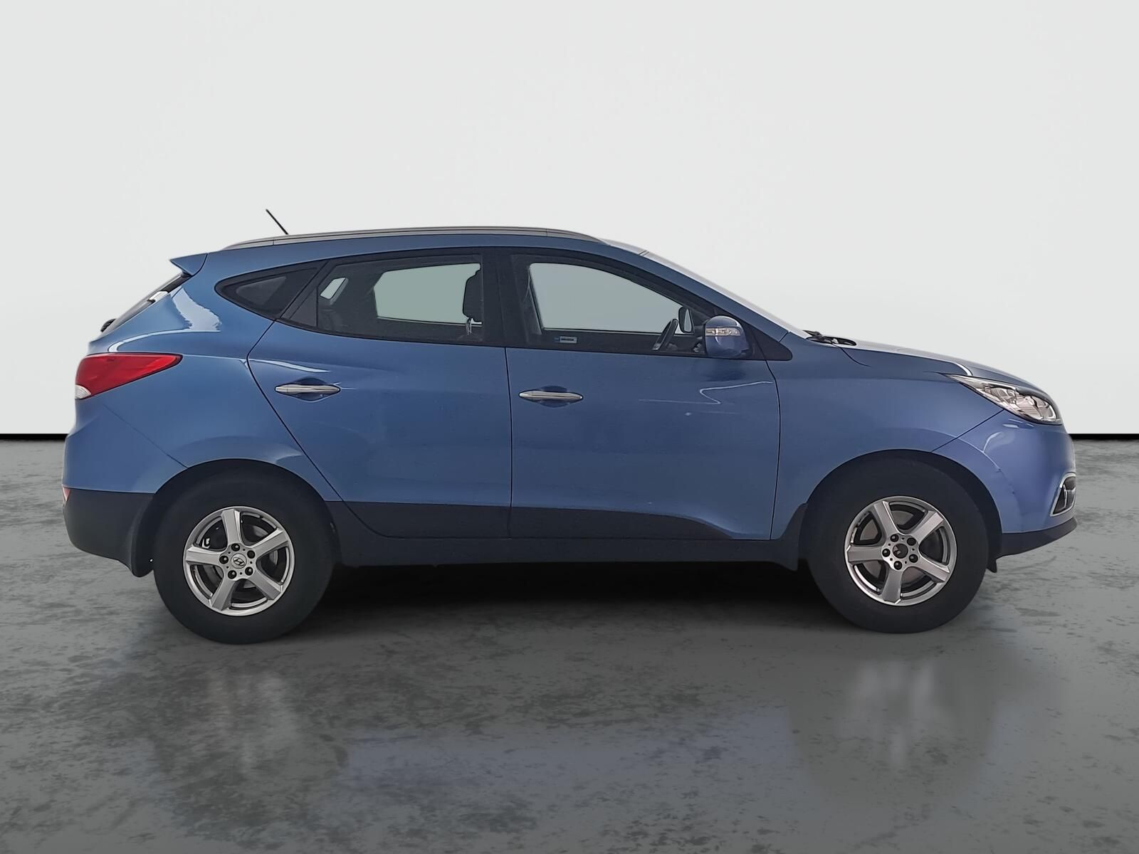 Hyundai ix35, 1.6 GDI, Serv.kniha - fotka 6