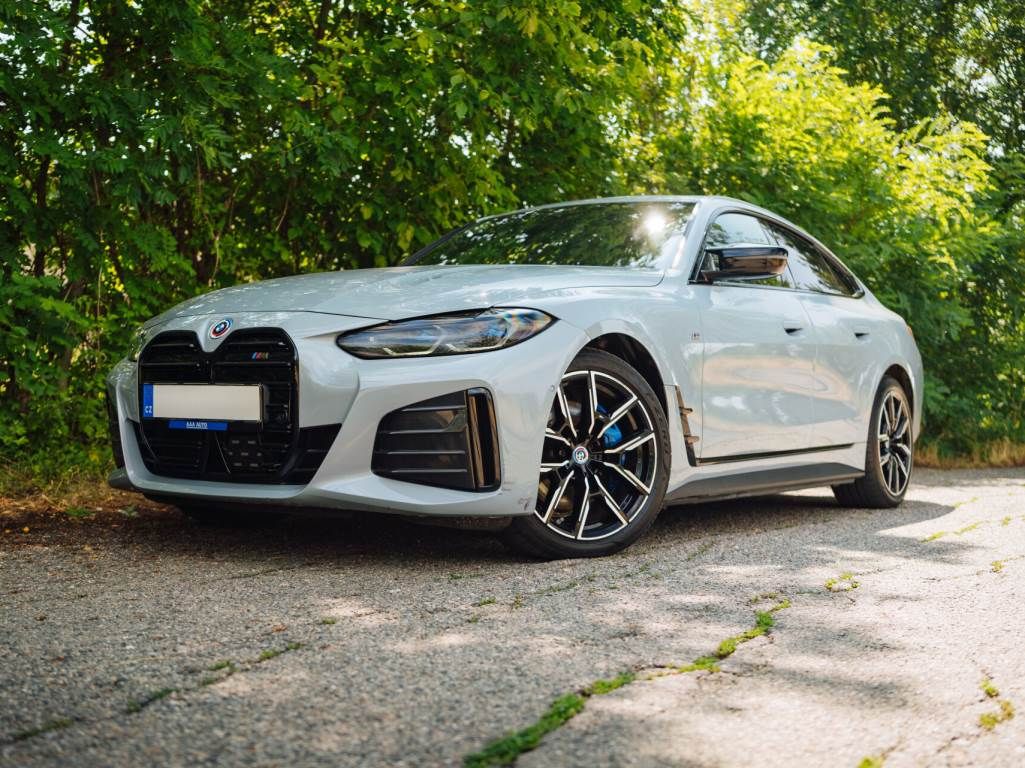 BMW i4, M50, SoH 88%