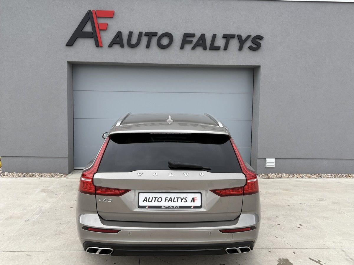 Volvo V60, 2,0 D3 110 KW MOMENTUM MANUAL - fotka 6